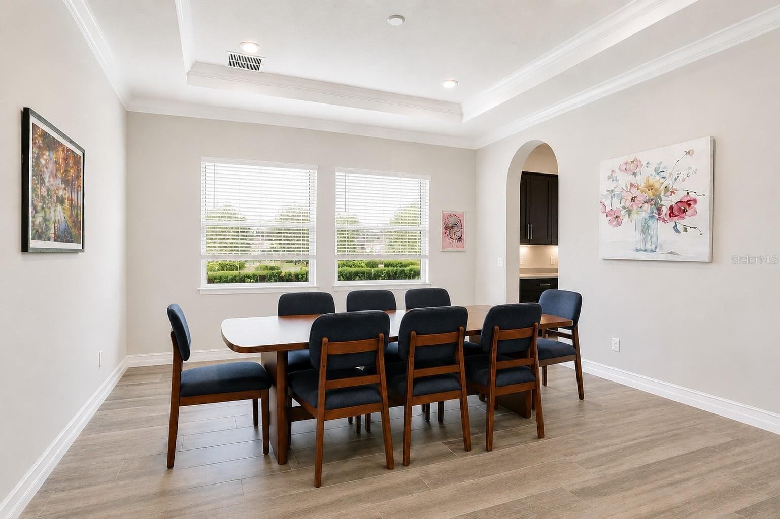 Formal Dining and Butler Pantry - 18014 WOODLAND VIEW DR, LUTZ