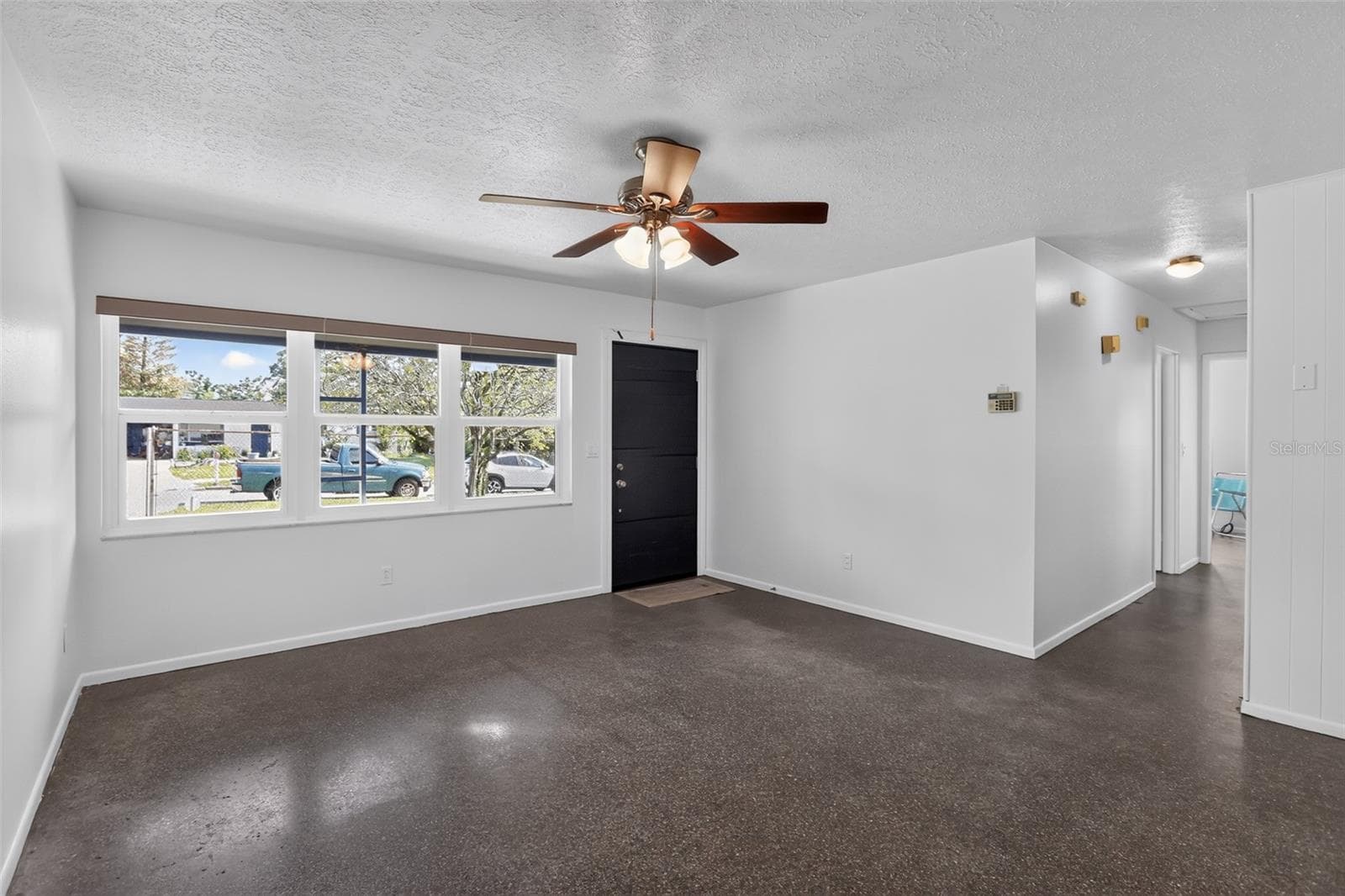 Single Family Residence at 6120 W RIDGEWOOD AVE, ORLANDO, photo 12 of 30