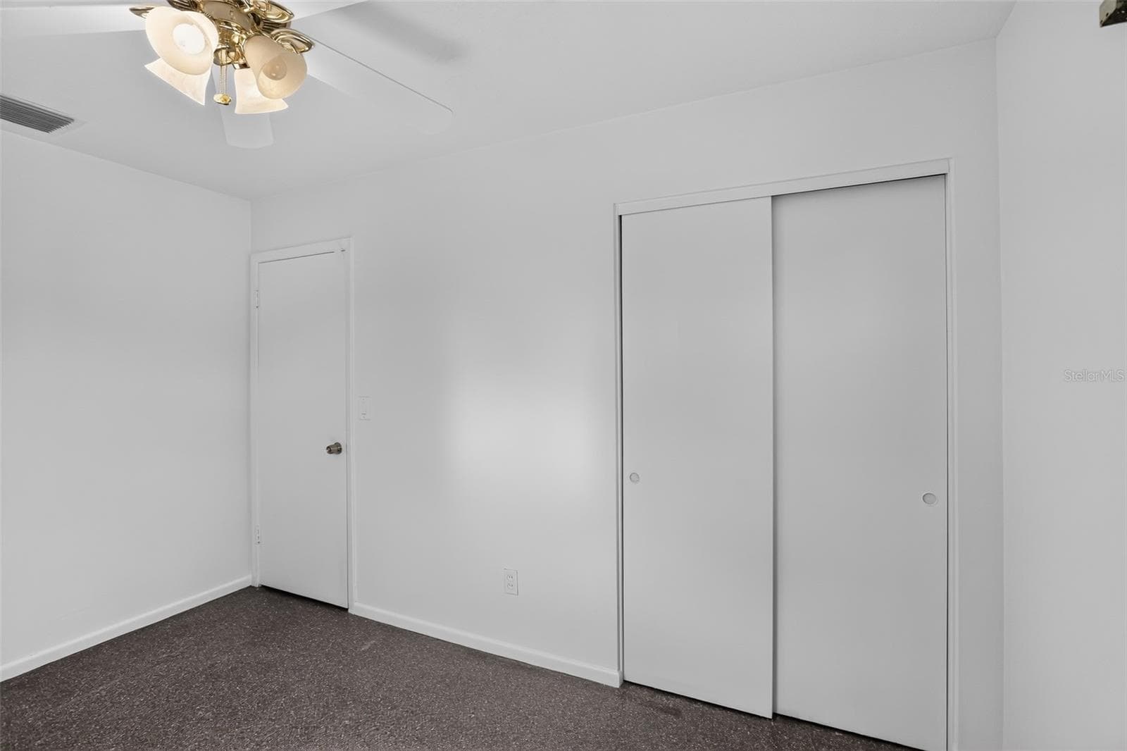 Single Family Residence at 6120 W RIDGEWOOD AVE, ORLANDO, photo 18 of 30