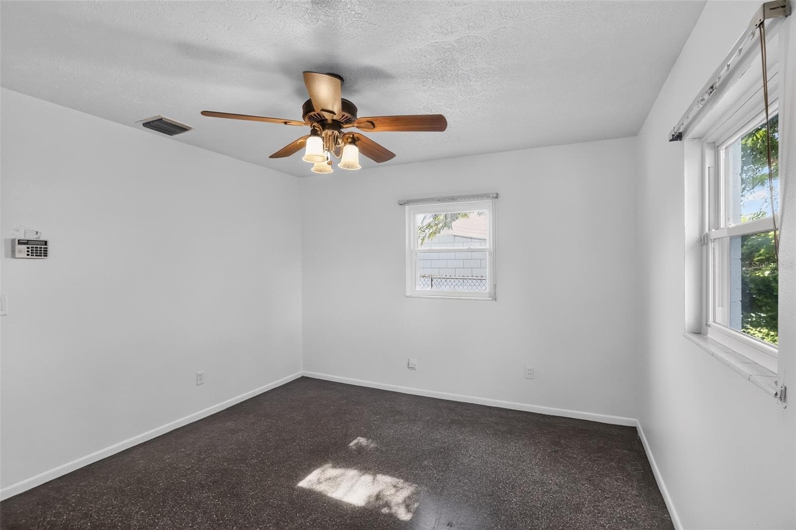 Single Family Residence at 6120 W RIDGEWOOD AVE, ORLANDO, photo 19 of 30