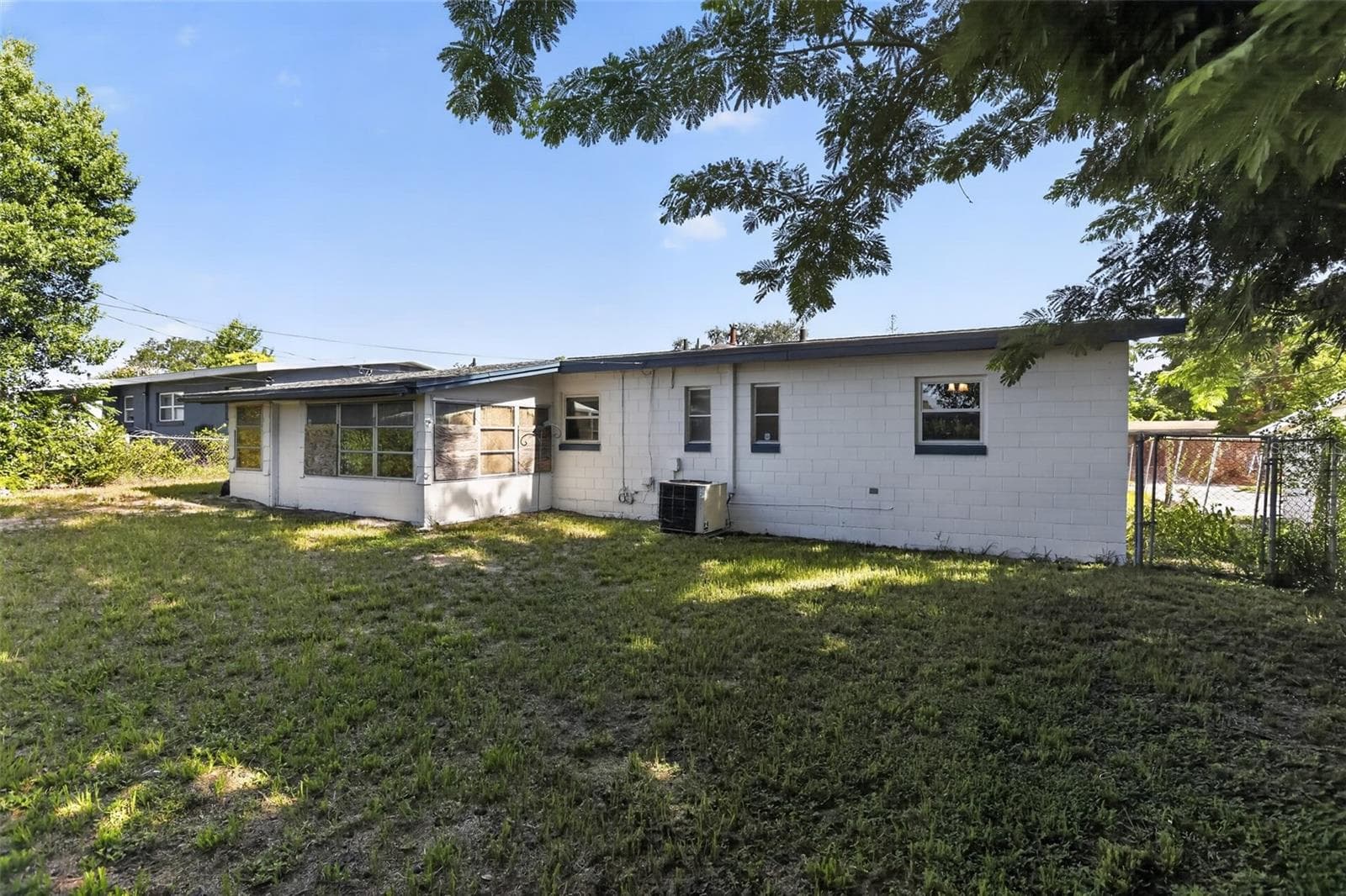 Single Family Residence at 6120 W RIDGEWOOD AVE, ORLANDO, photo 29 of 30