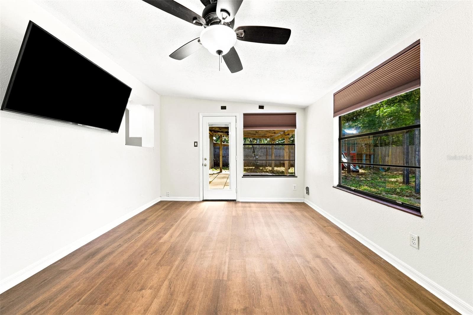 Single Family Residence at 3104 GARDEN RD, EUSTIS, photo 26 of 53