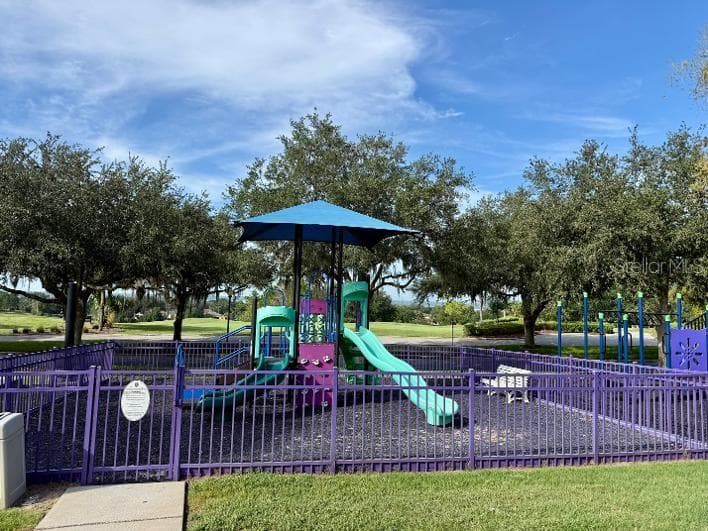Playground - 1283 LEGENDARY BLVD, CLERMONT