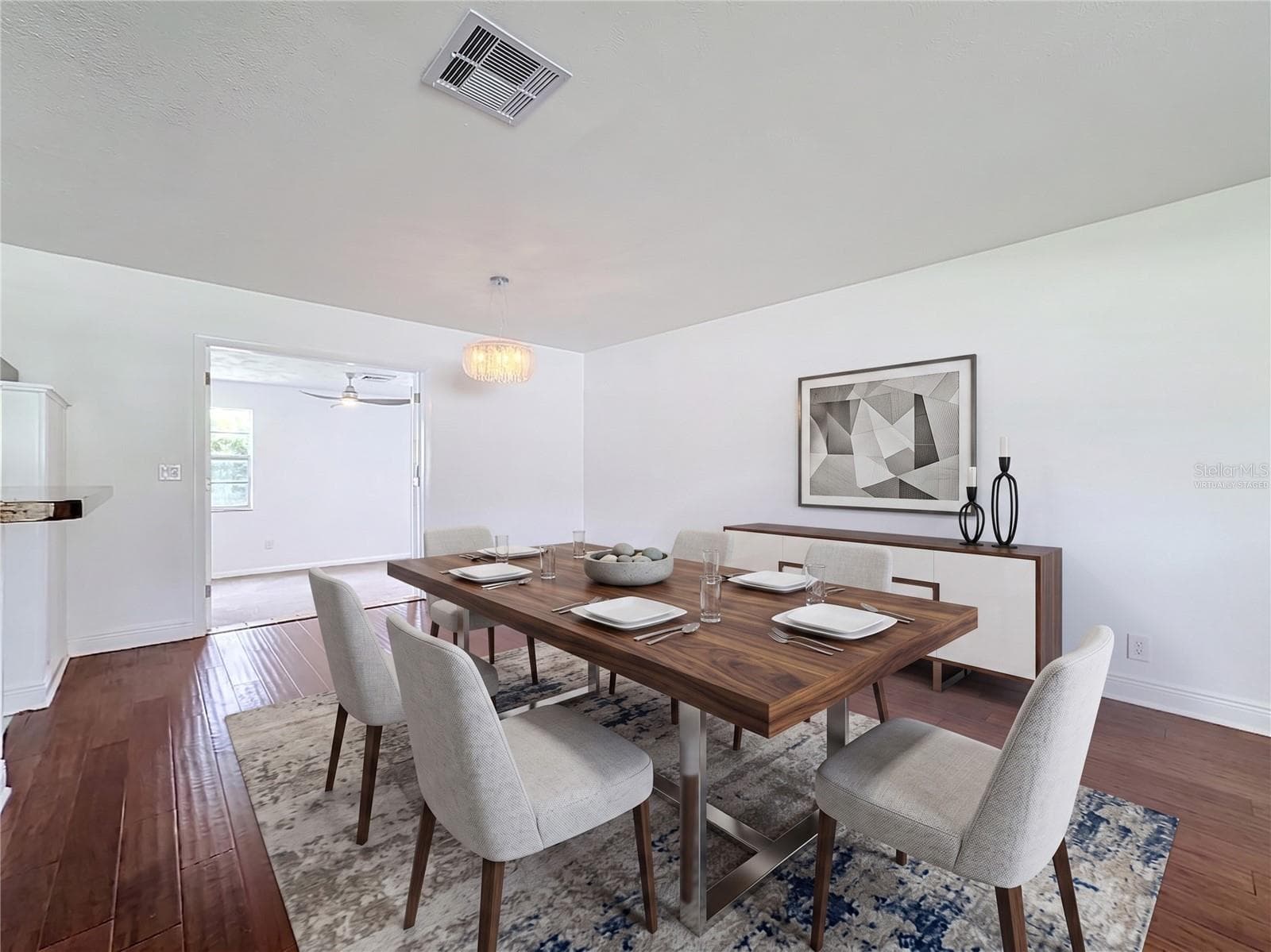 virtually staged - 514 W HILDA DR, BRANDON