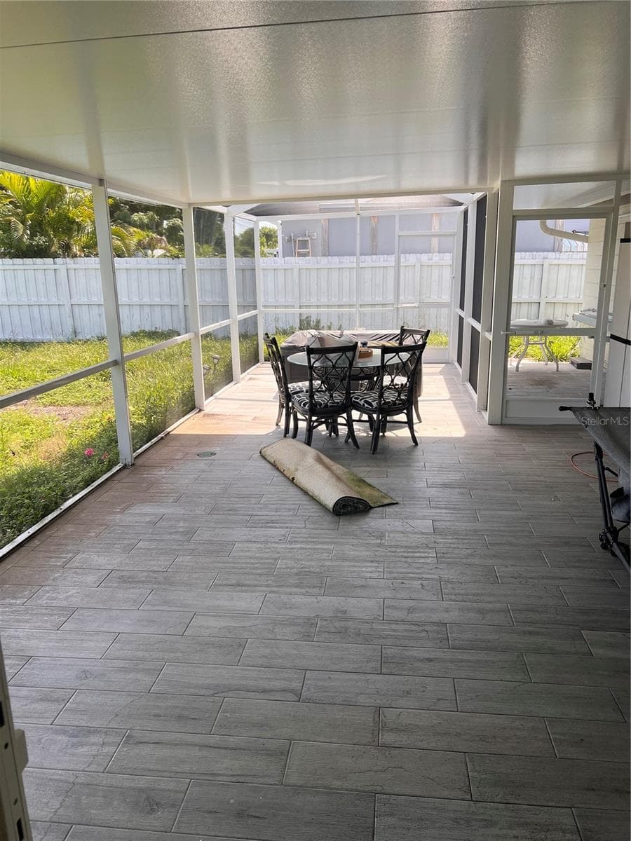 Single Family Residence at 4127 28TH AVE N, ST PETERSBURG, photo 53 of 57