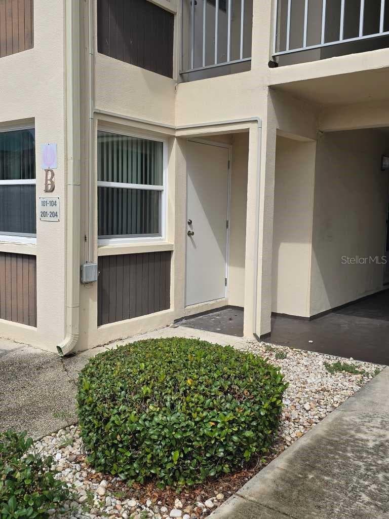 Condominium at 5111 AMULET DR #104, NEW PORT RICHEY, photo 3 of 15