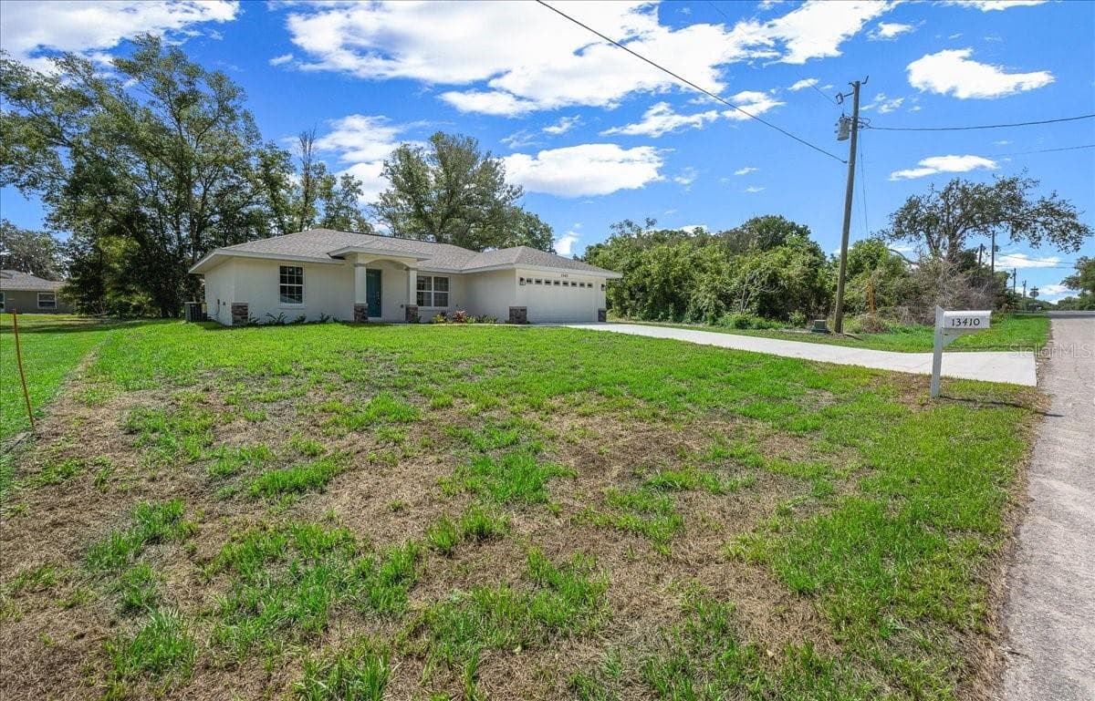 Single Family Residence at 13413 SE 101ST TER, BELLEVIEW, photo 8 of 36