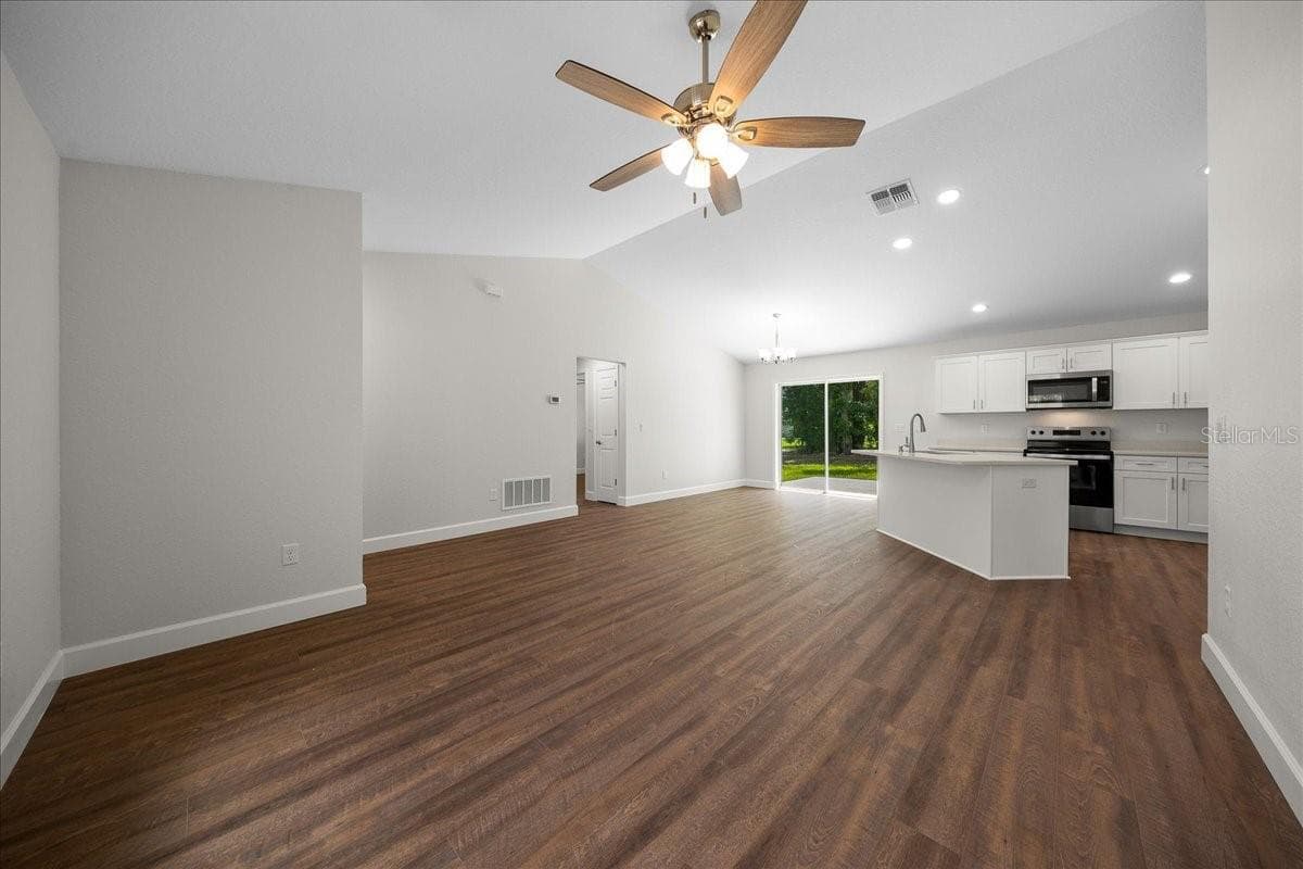 Single Family Residence at 13413 SE 101ST TER, BELLEVIEW, photo 12 of 36