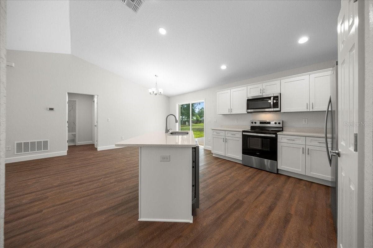 Single Family Residence at 13413 SE 101ST TER, BELLEVIEW, photo 17 of 36