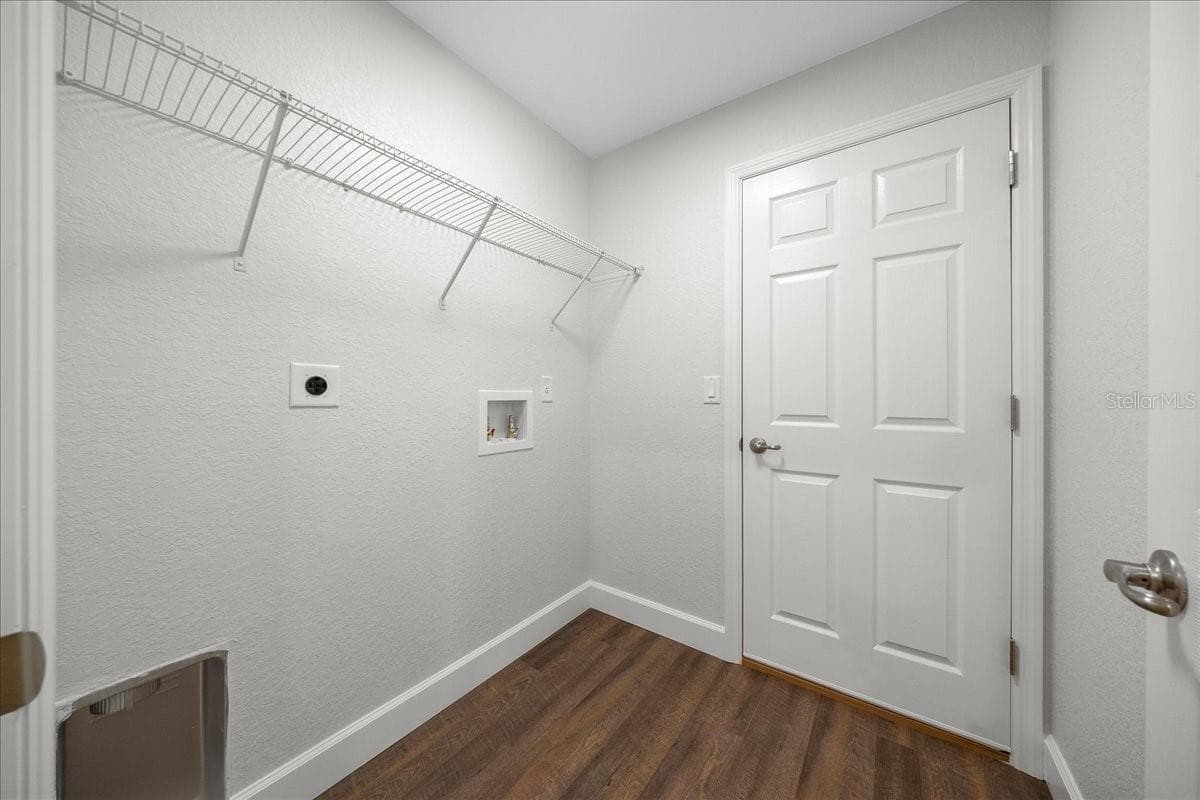 Laundry - 13413 SE 101ST TER, BELLEVIEW