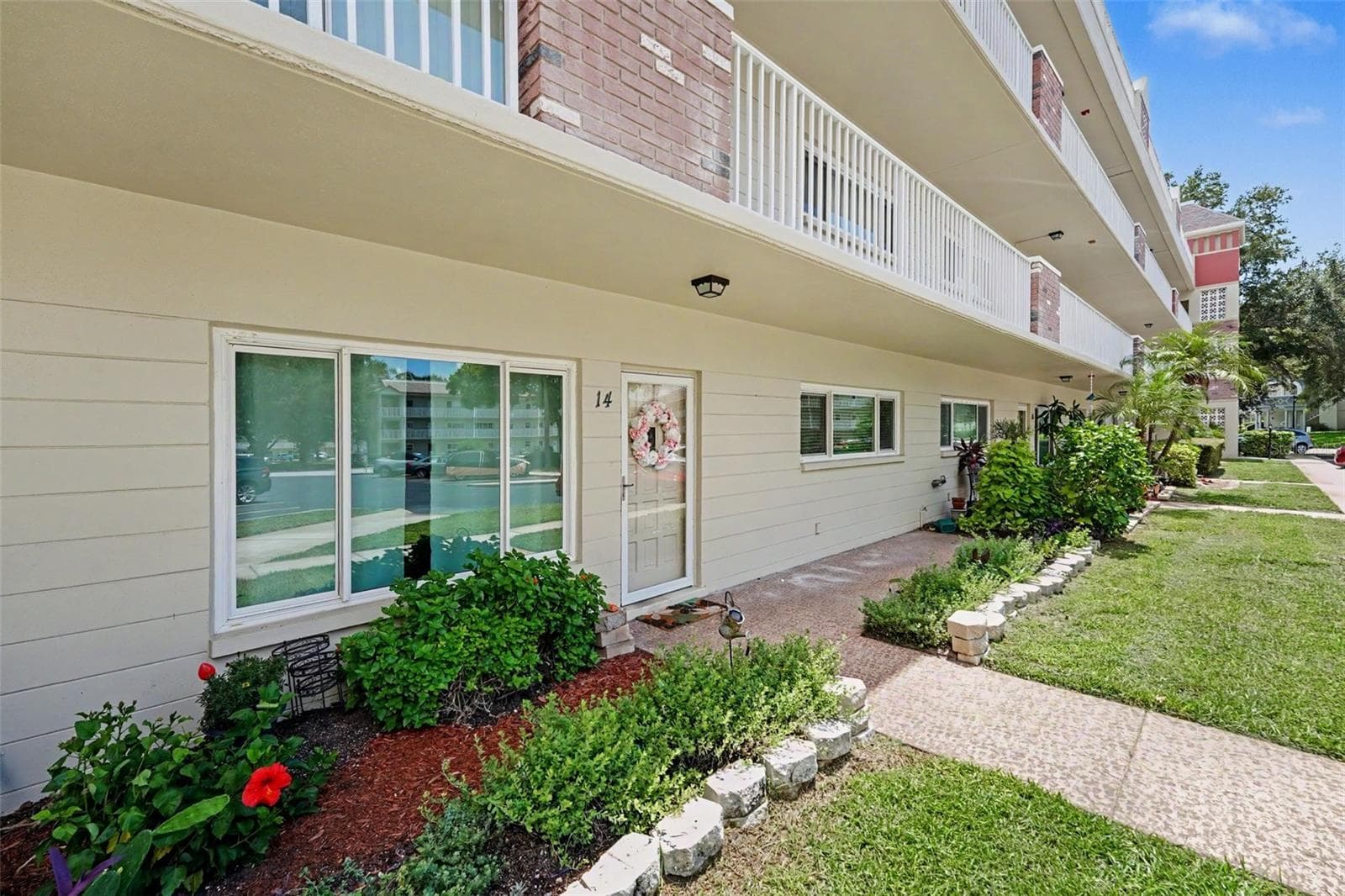 2262 SWEDISH DR #14