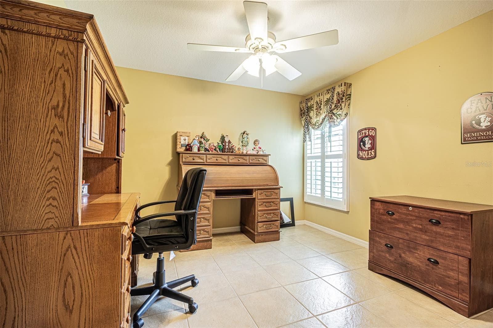 Secondary bedroom set up as office - 29435 SNAP HOOK DR, SAN ANTONIO