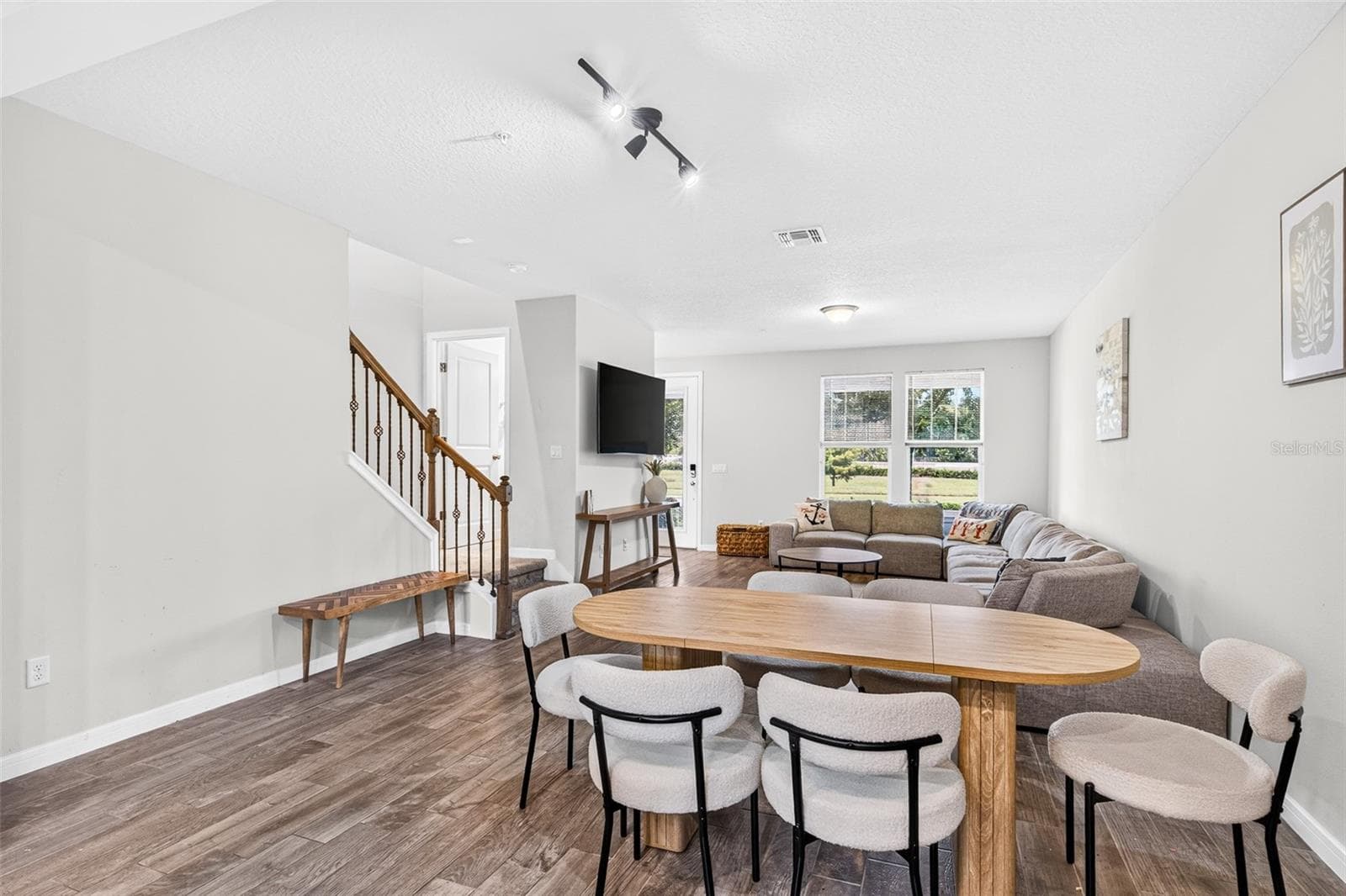 Townhouse at 5133 SAPLING SPROUT DR, ORLANDO, photo 5 of 18