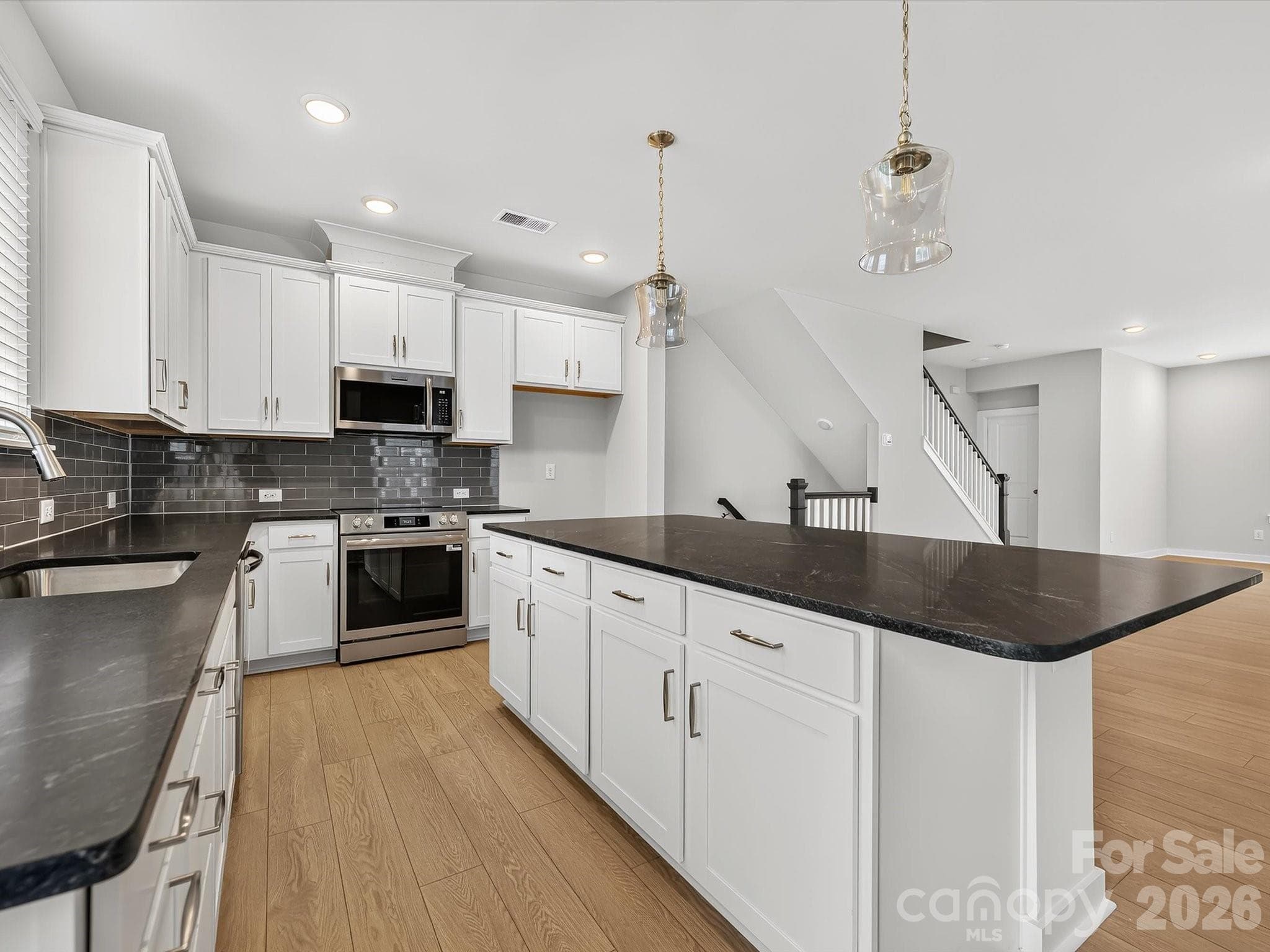 Townhouse at Charlotte, photo 5 of 31