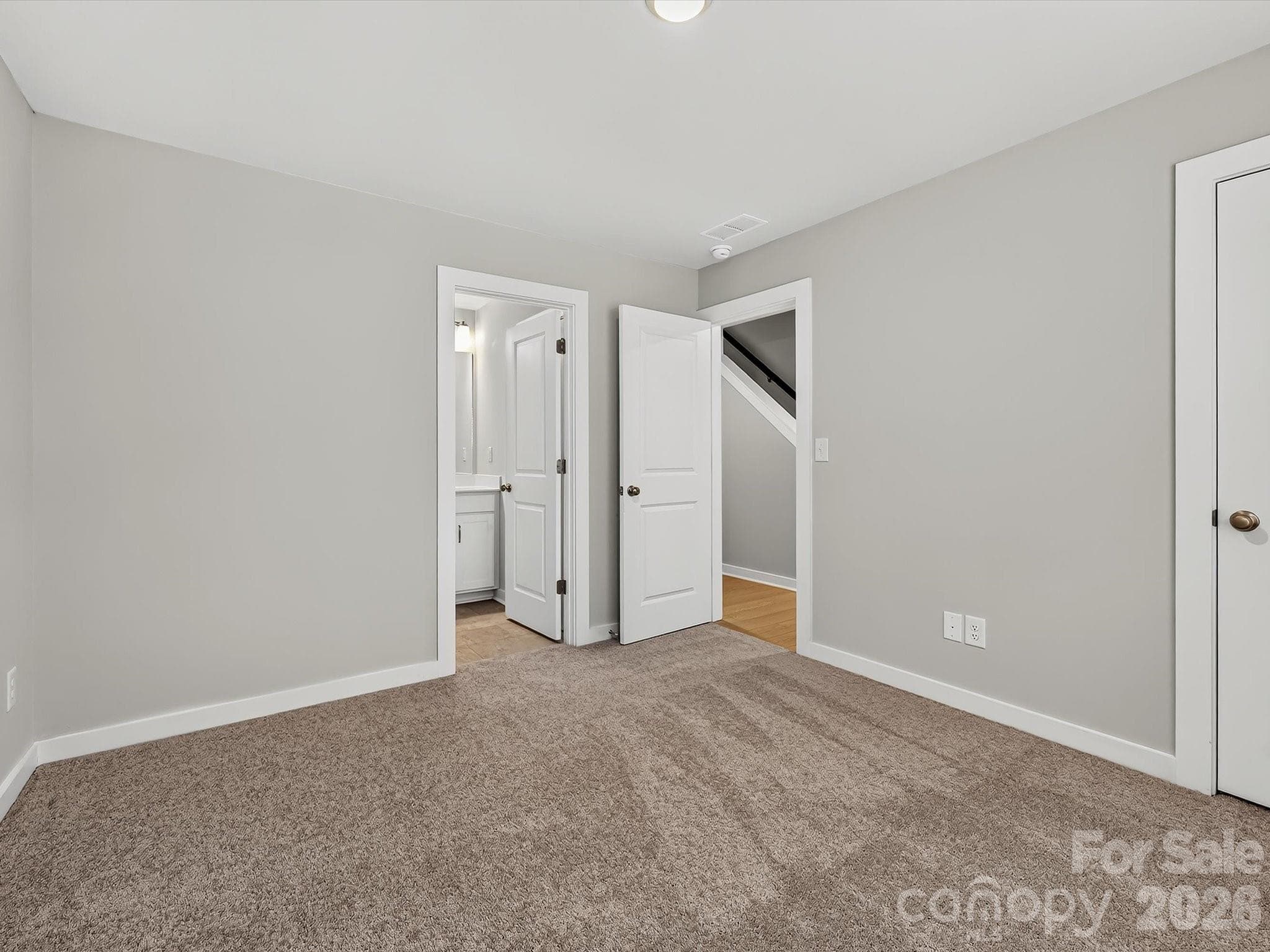 Townhouse at Charlotte, photo 10 of 31