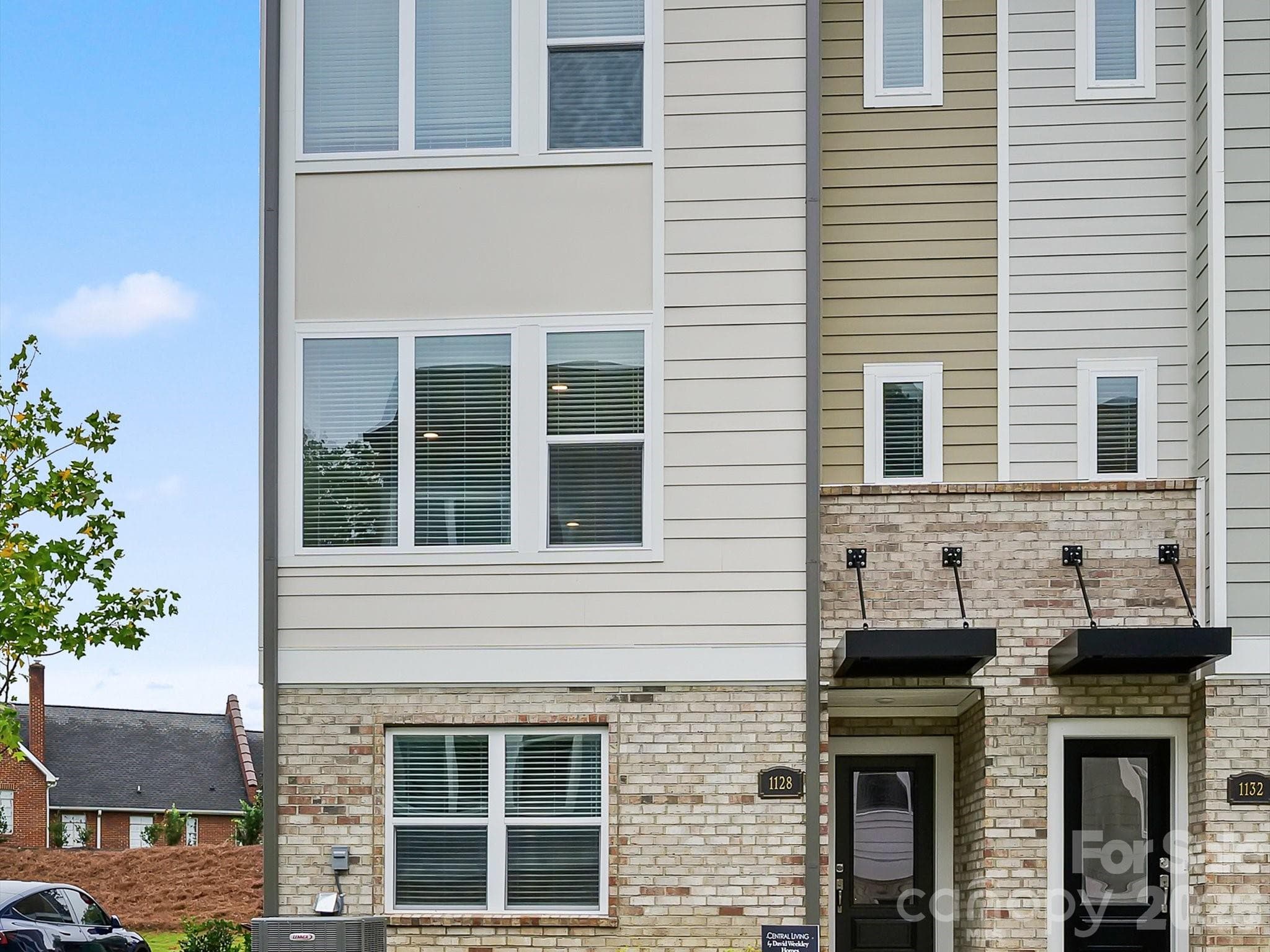 Townhouse at Charlotte, photo 28 of 31