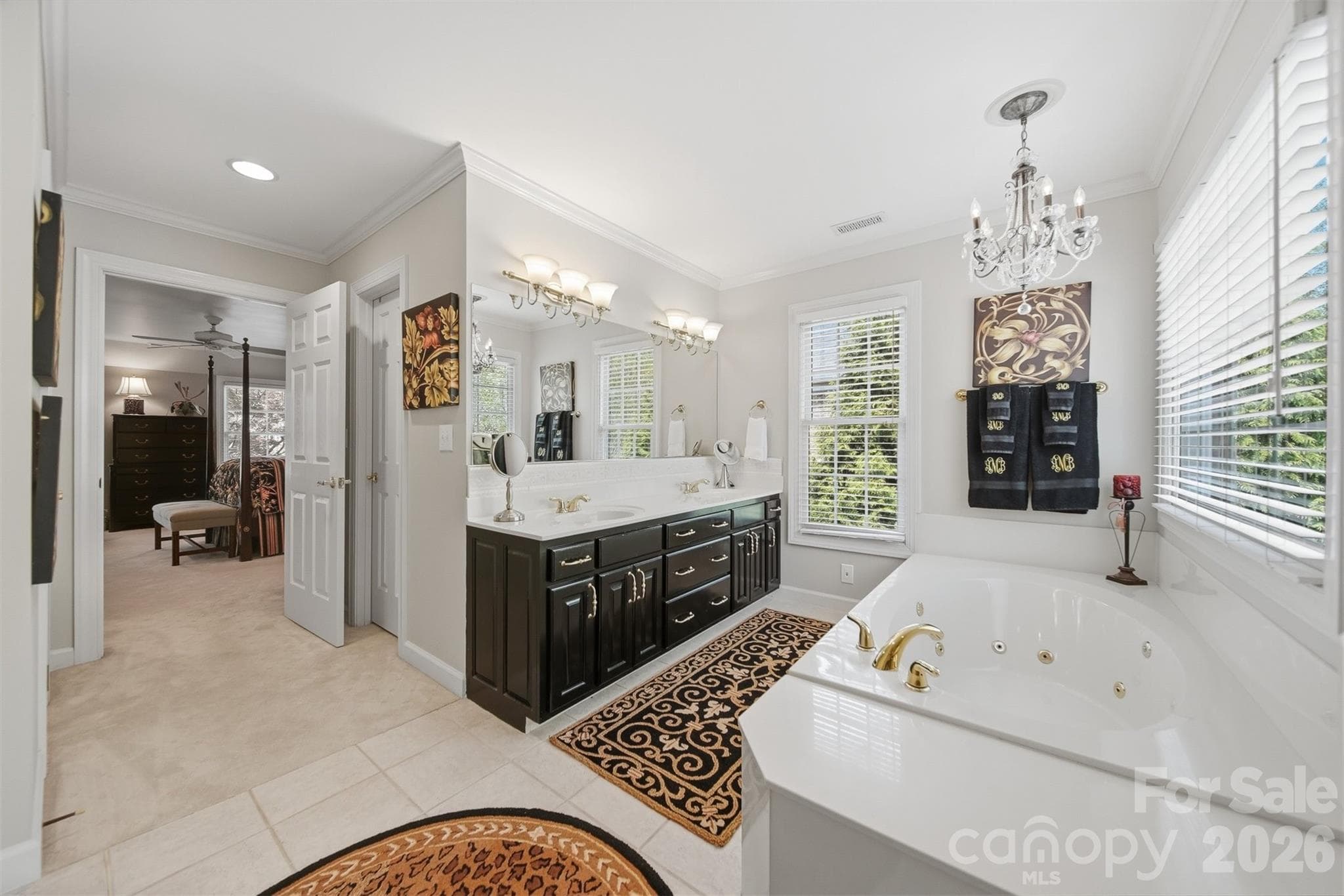 Primary Bath w/his and her closets - 3704 8th Street Place NW, Hickory