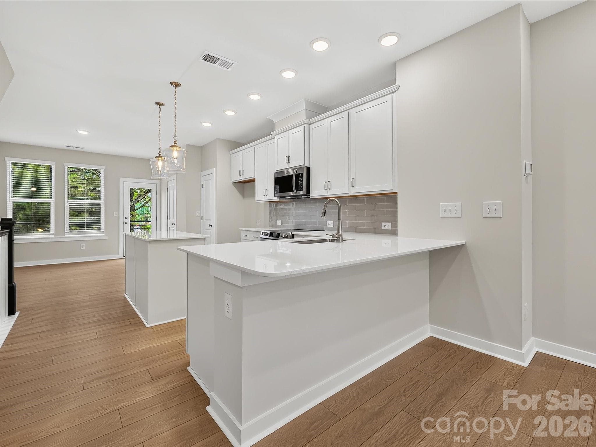 Townhouse at Charlotte, photo 6 of 33