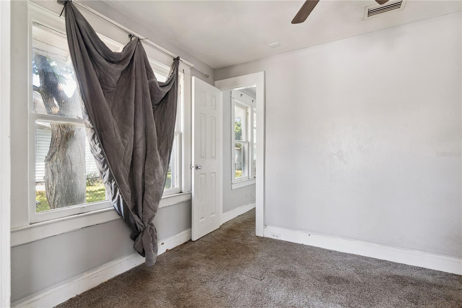 Single Family Residence at 821 N RIDGEWOOD AVE, DAYTONA BEACH, photo 13 of 17