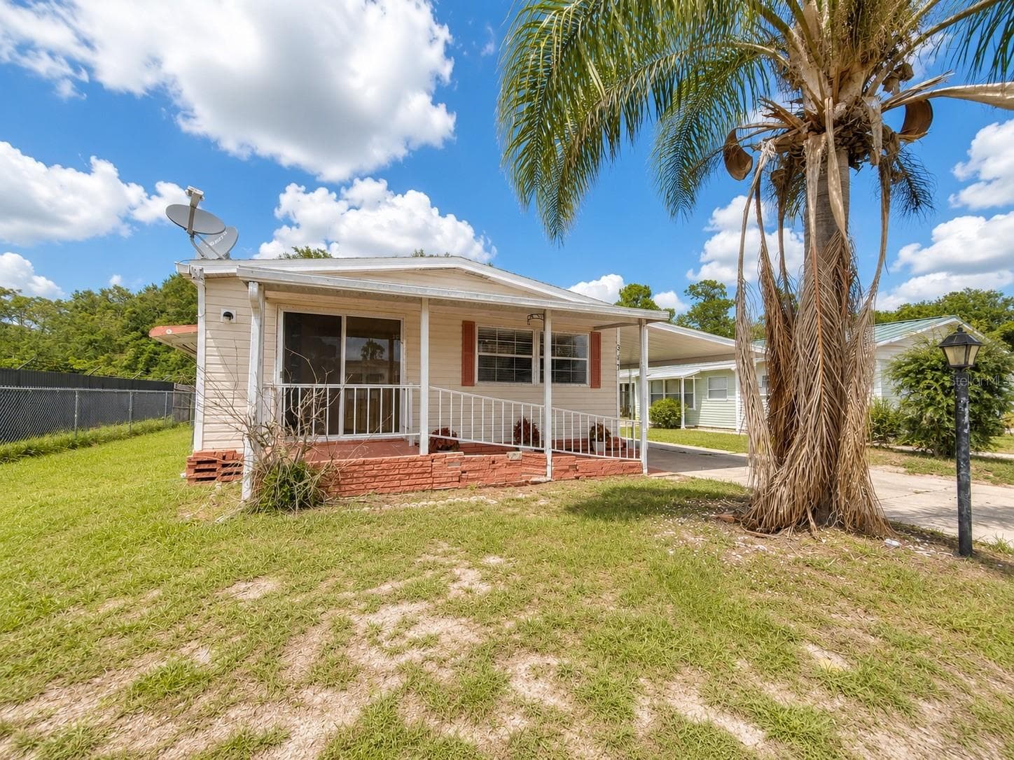 Manufactured Home at 347 CANAL CT, LAKE WALES, photo 2 of 28