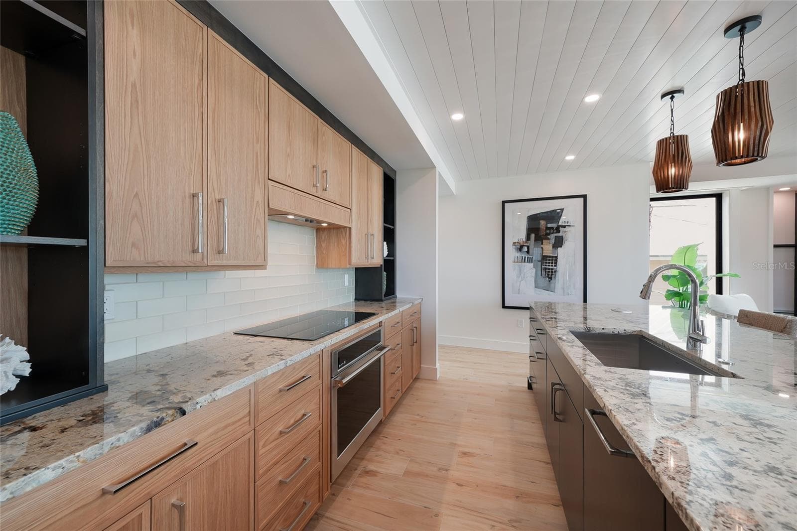 Single Family Residence at 5547 AVENIDA DEL MARE, SARASOTA, photo 23 of 48