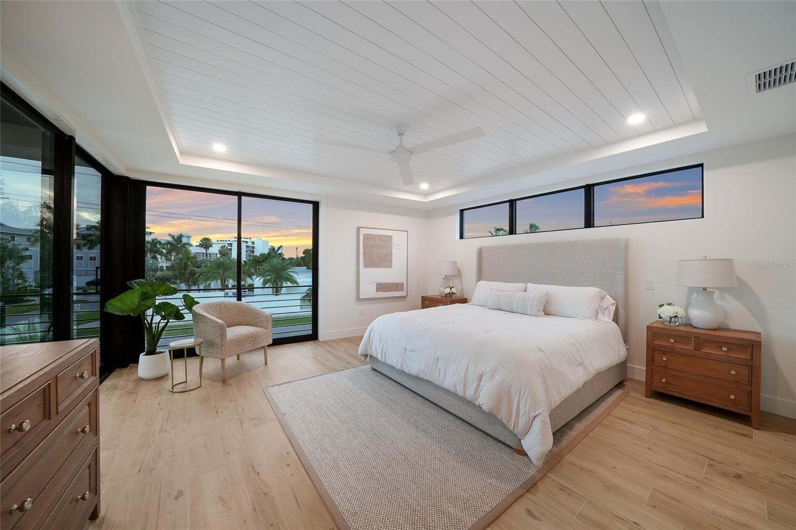 Single Family Residence at 5547 AVENIDA DEL MARE, SARASOTA, photo 29 of 48