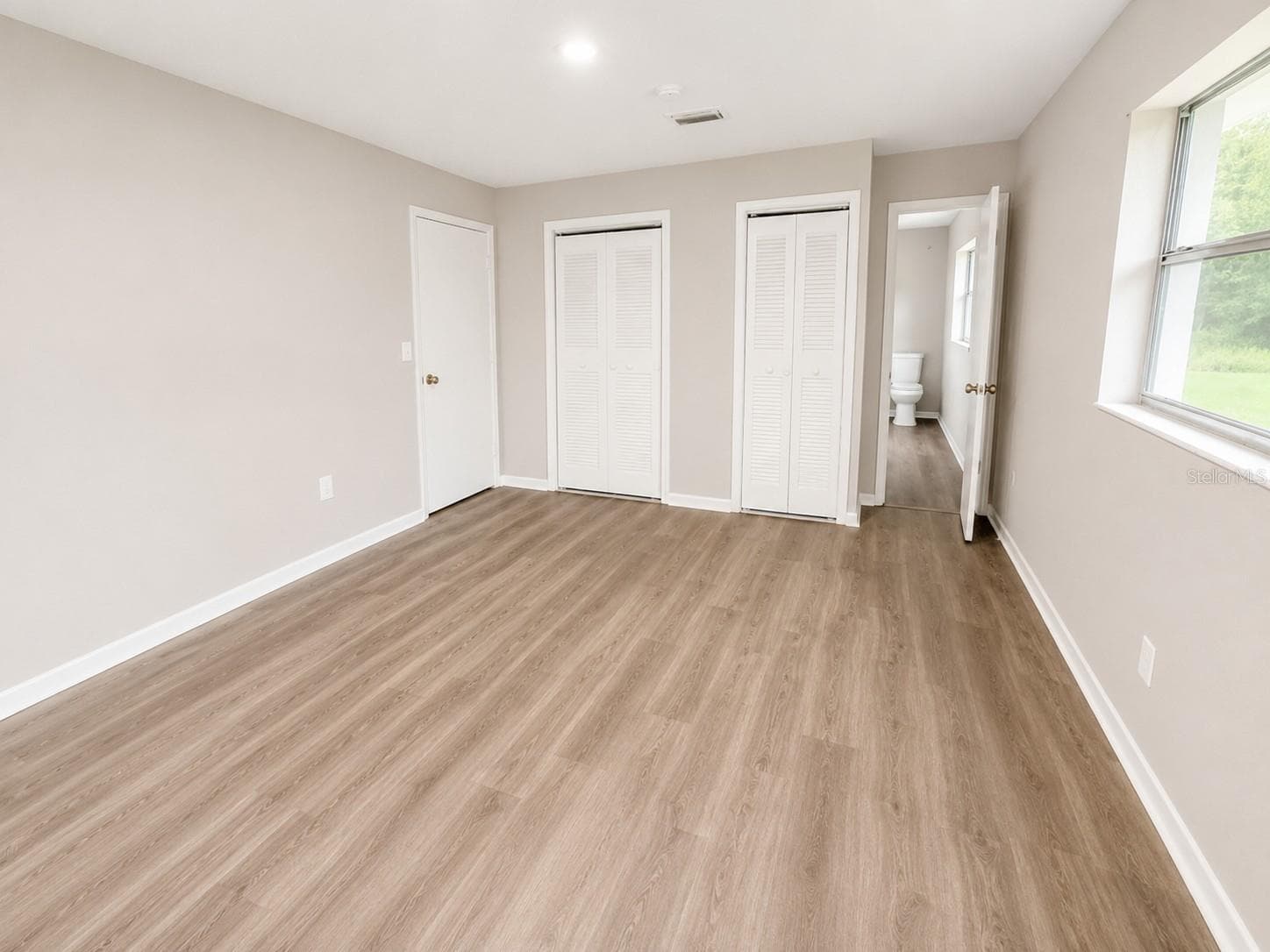 Single Family Residence at 21450 NE 35TH ST, WILLISTON, photo 6 of 15