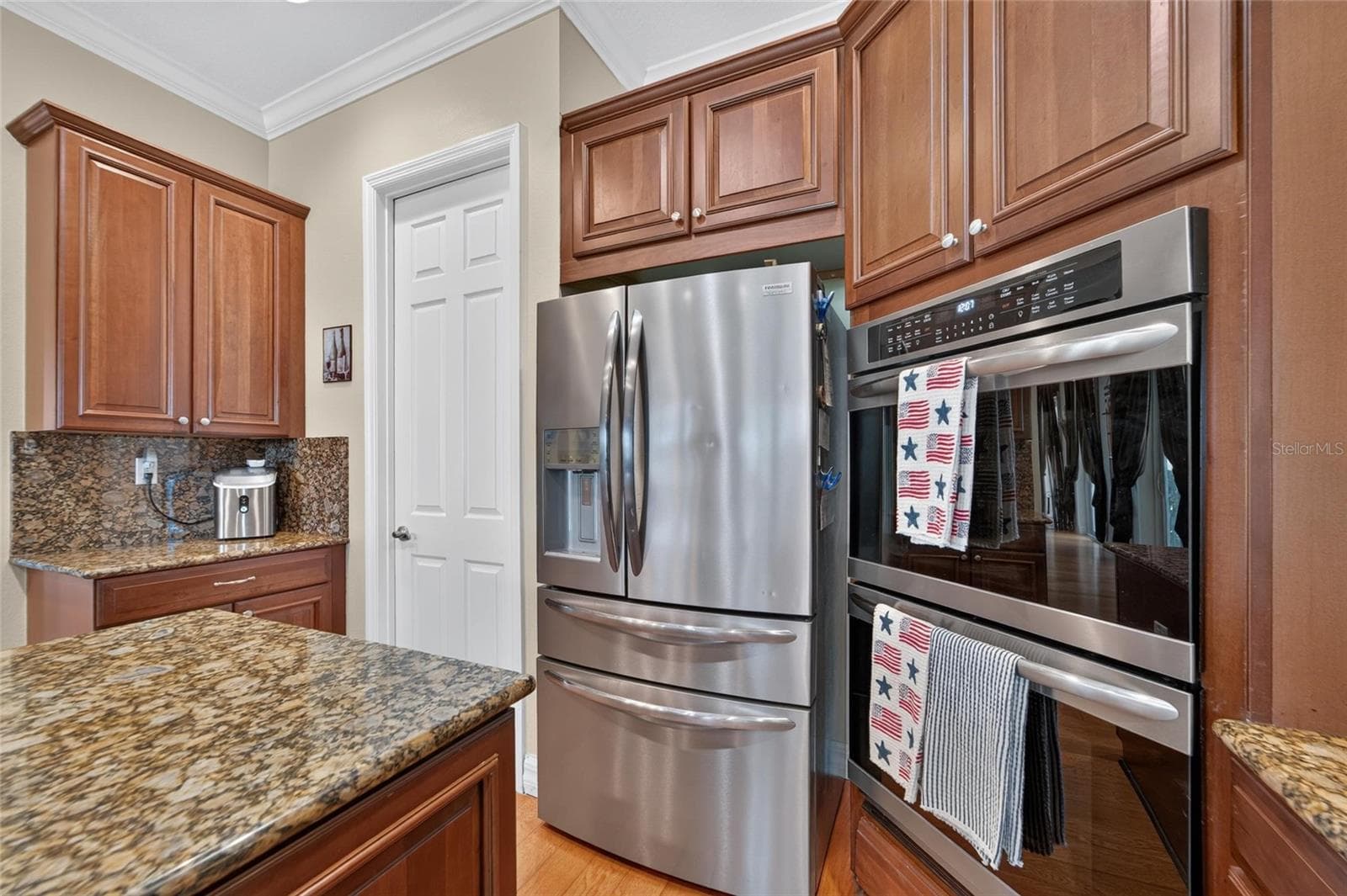 Single Family Residence at 5207 LAKE VENICE DR, WIMAUMA, photo 14 of 68