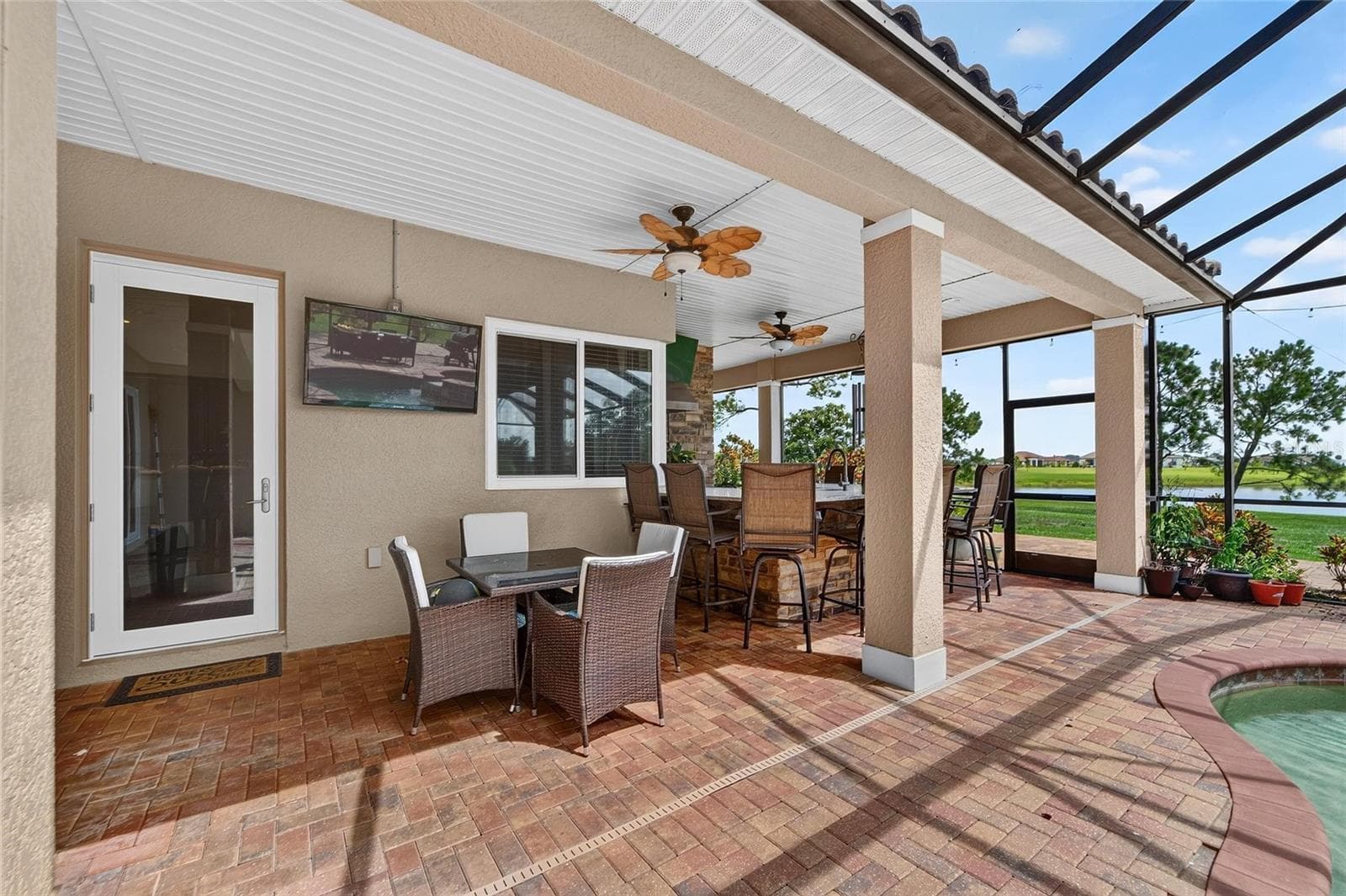 Single Family Residence at 5207 LAKE VENICE DR, WIMAUMA, photo 48 of 68