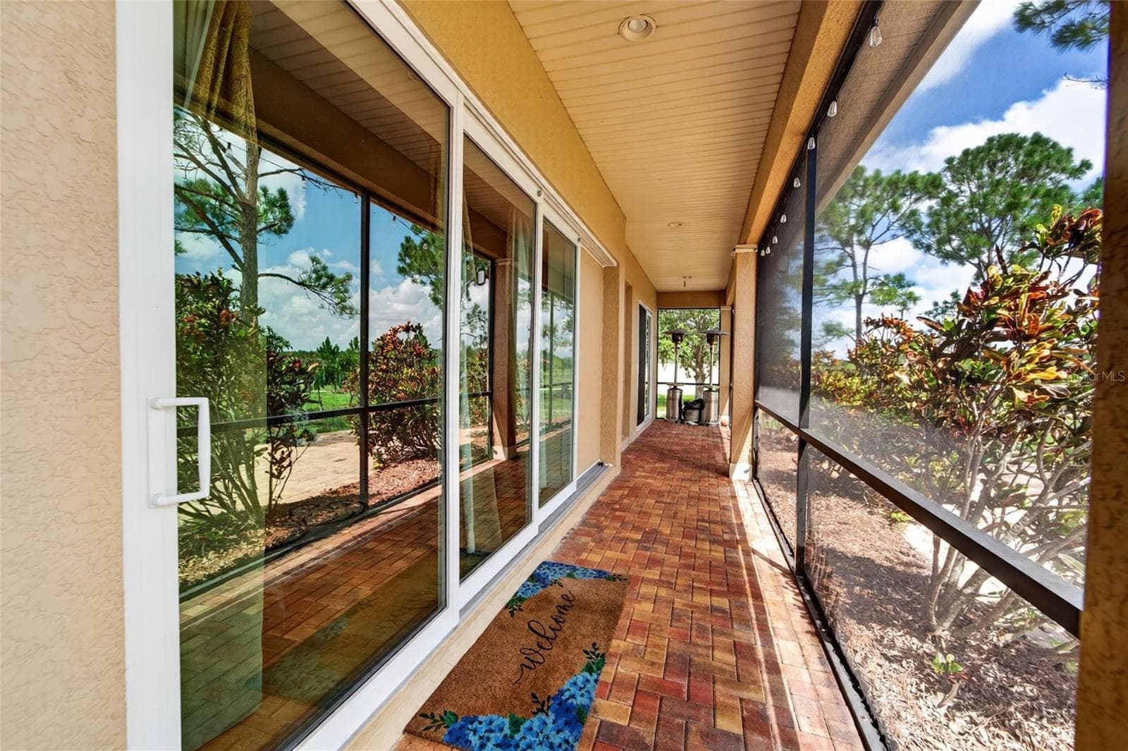 Single Family Residence at 5207 LAKE VENICE DR, WIMAUMA, photo 55 of 68