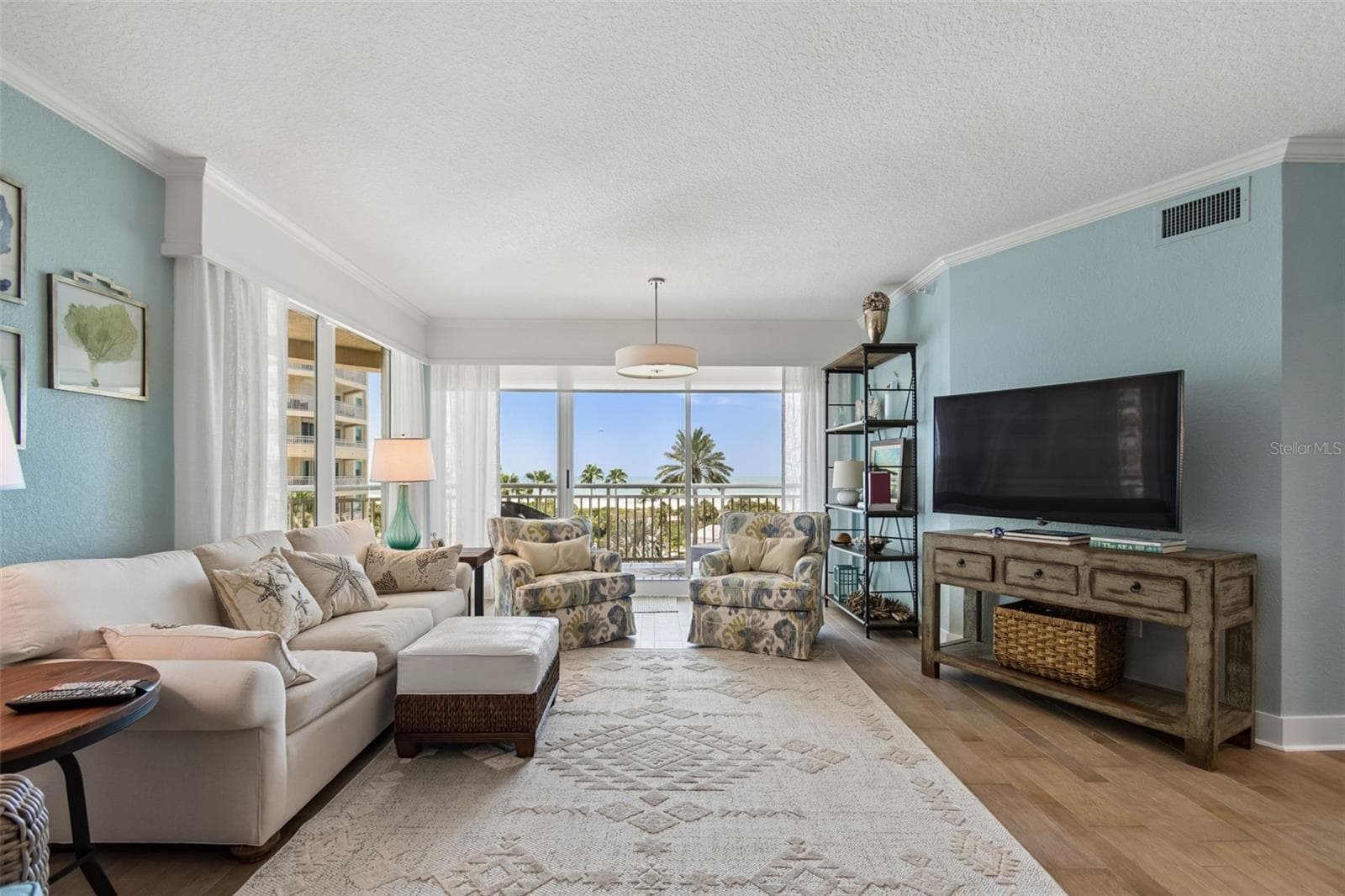 Condominium at 1170 GULF BLVD #403, CLEARWATER BEACH, photo 6 of 100