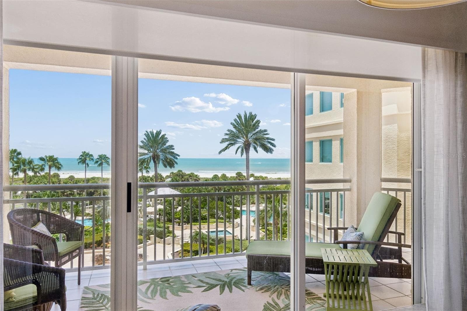 Condominium at 1170 GULF BLVD #403, CLEARWATER BEACH, photo 15 of 100