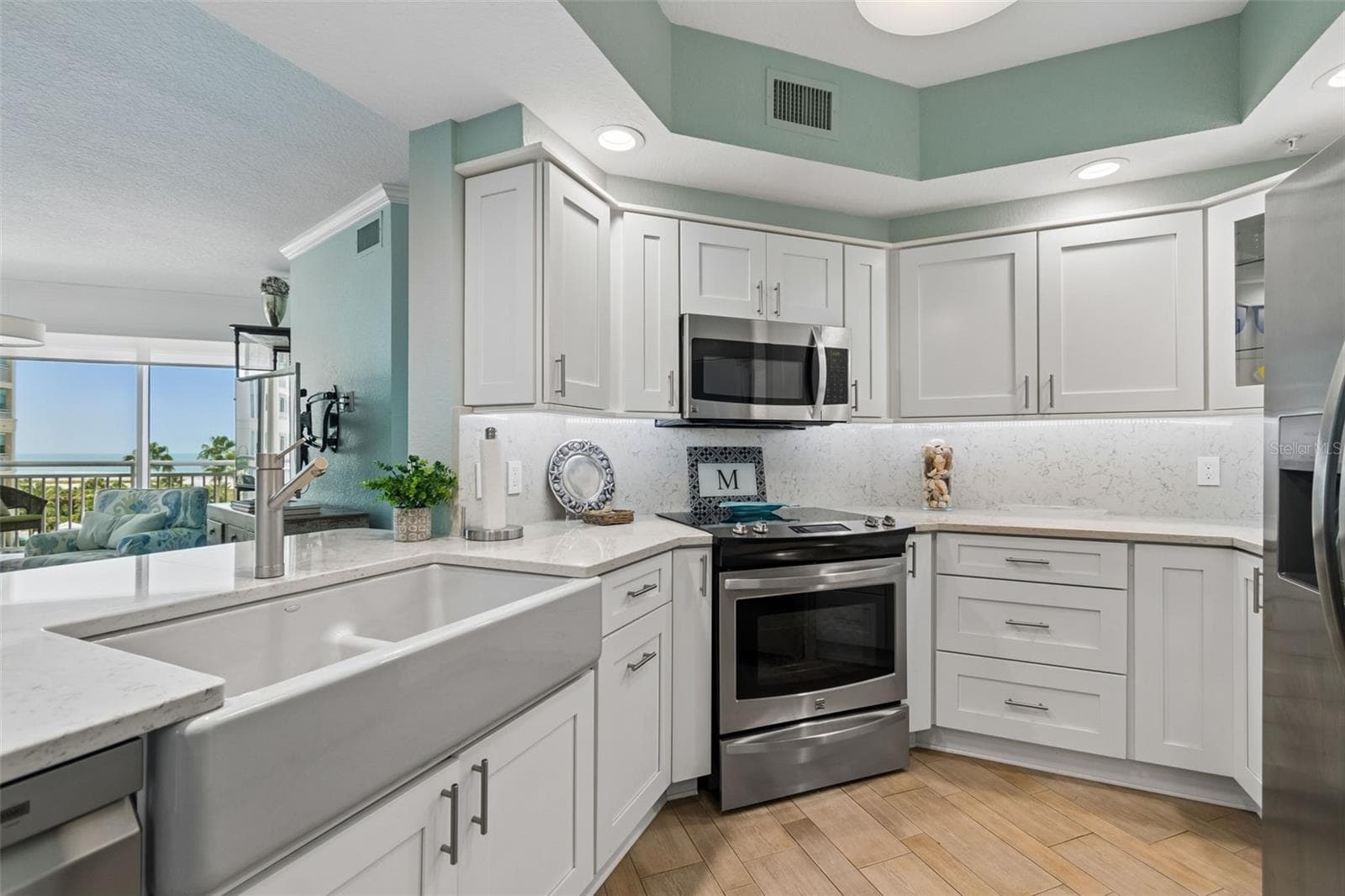 Condominium at 1170 GULF BLVD #403, CLEARWATER BEACH, photo 18 of 100