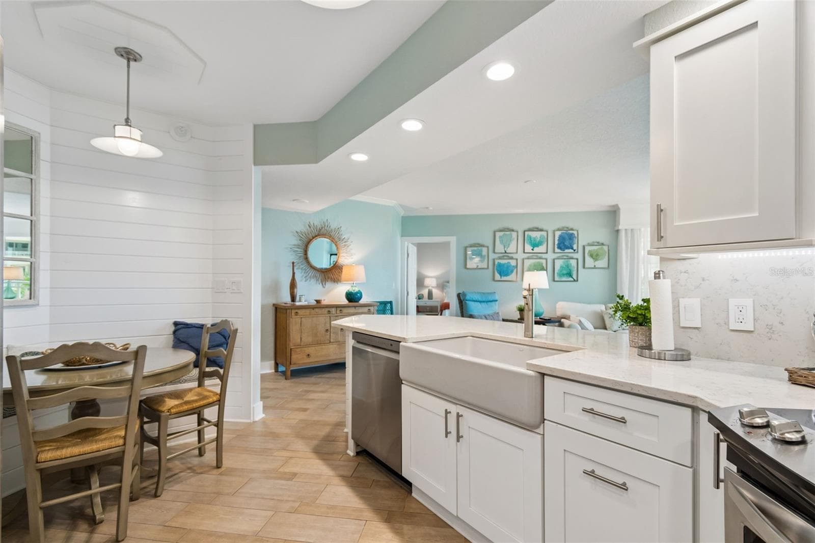 Condominium at 1170 GULF BLVD #403, CLEARWATER BEACH, photo 20 of 100