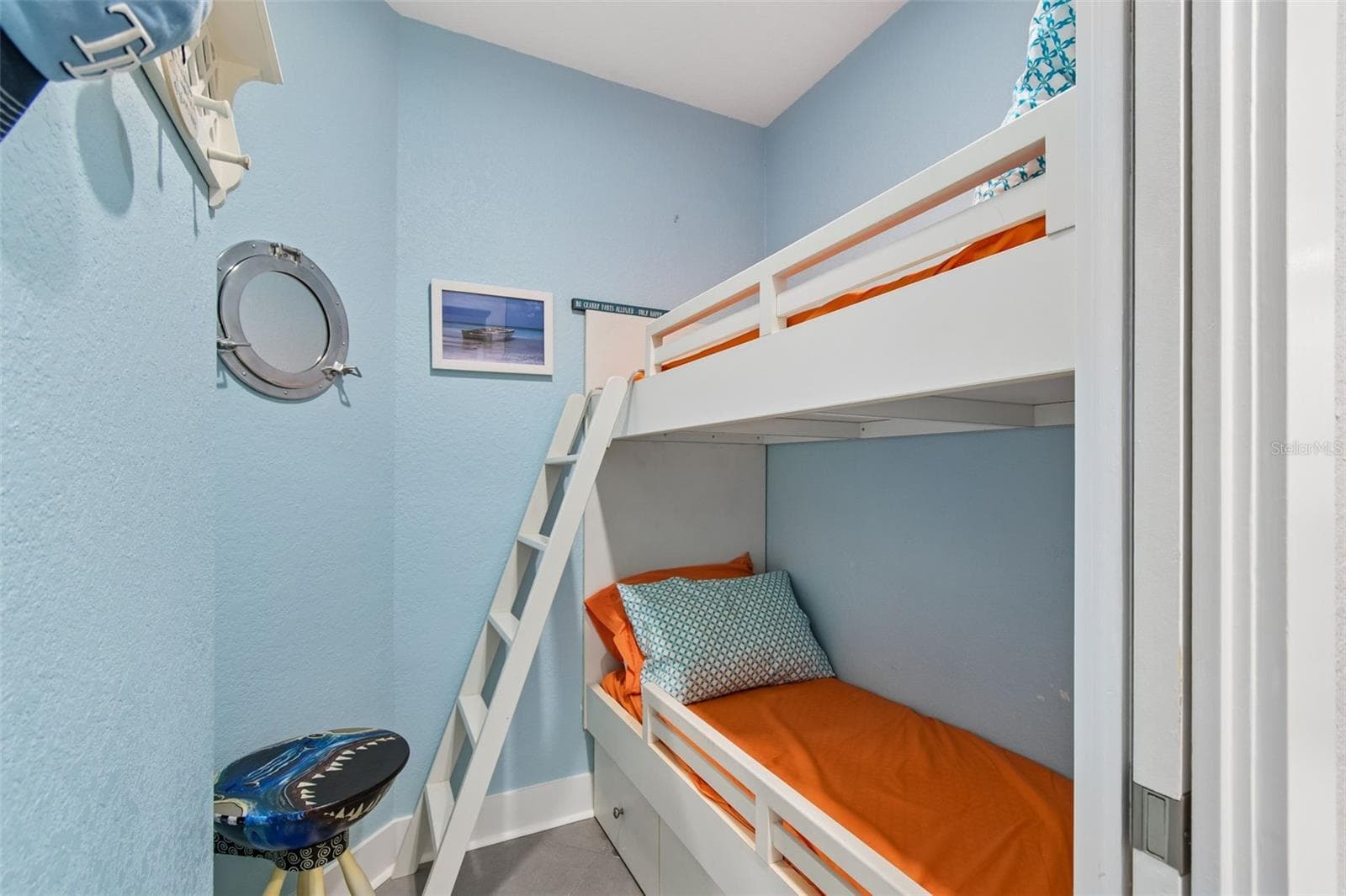 Condominium at 1170 GULF BLVD #403, CLEARWATER BEACH, photo 33 of 100