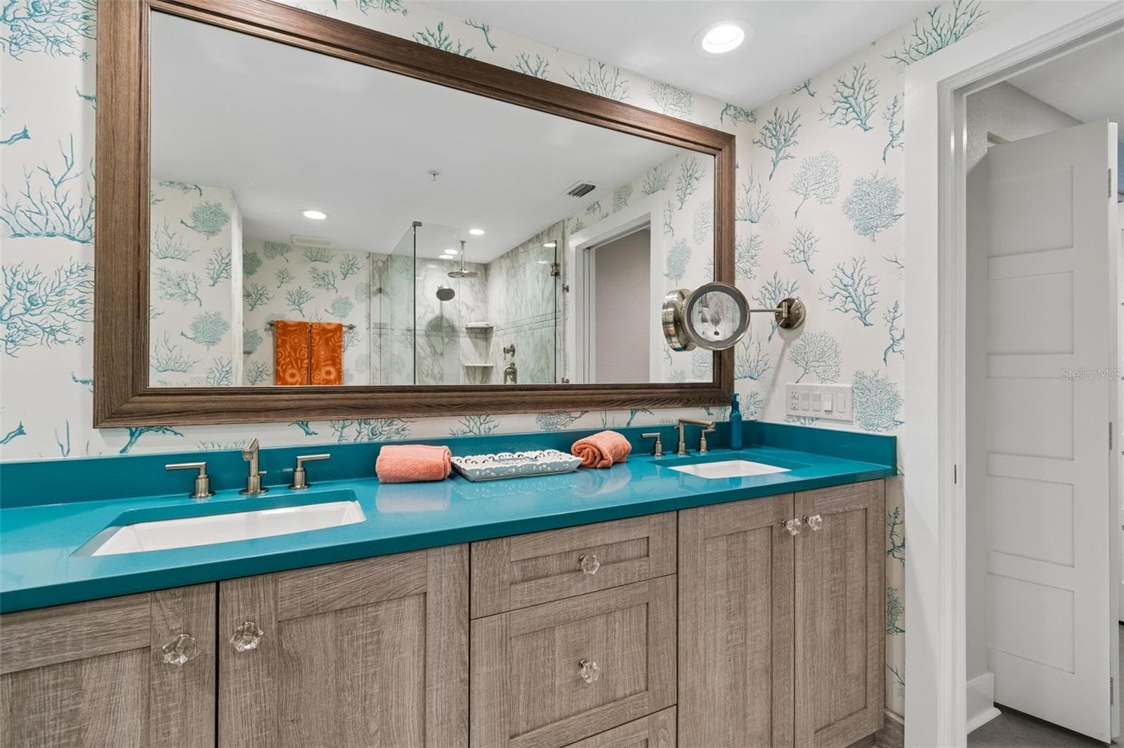 Condominium at 1170 GULF BLVD #403, CLEARWATER BEACH, photo 38 of 100