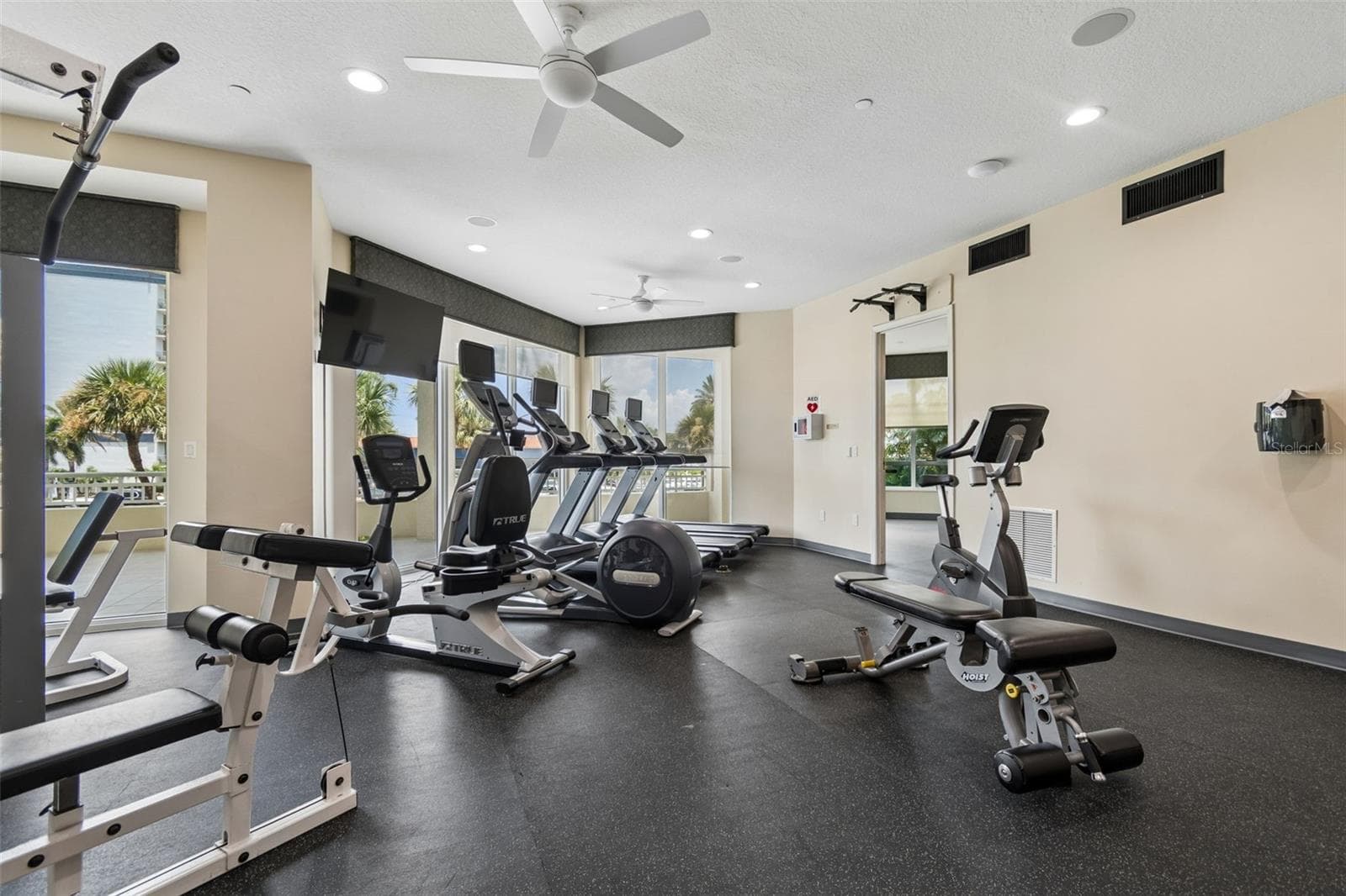 Condominium at 1170 GULF BLVD #403, CLEARWATER BEACH, photo 69 of 100