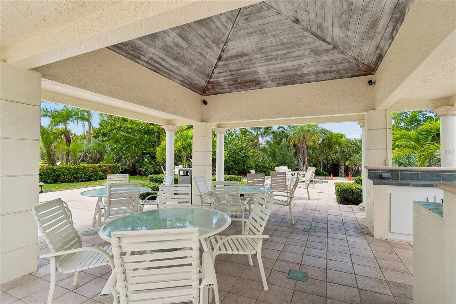 Condominium at 1170 GULF BLVD #403, CLEARWATER BEACH, photo 75 of 100