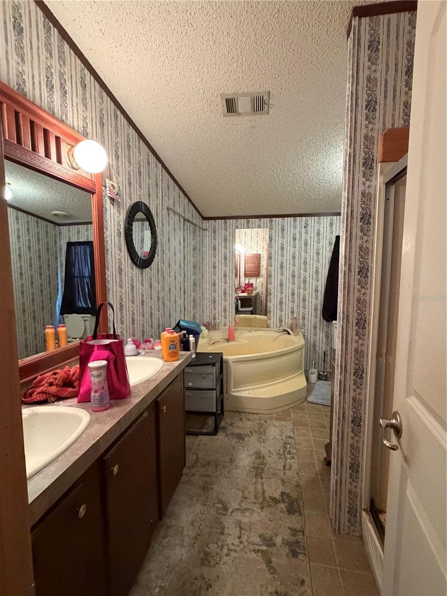 Manufactured Home at 6274 EMORY AVE, KEYSTONE HEIGHTS, photo 18 of 19