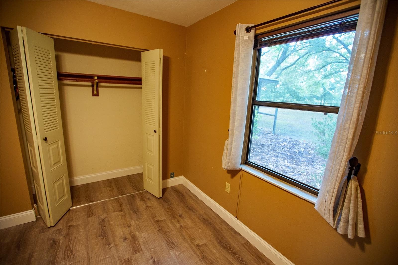 Room 3 - 25518 NW COUNTY ROAD 241, ALACHUA