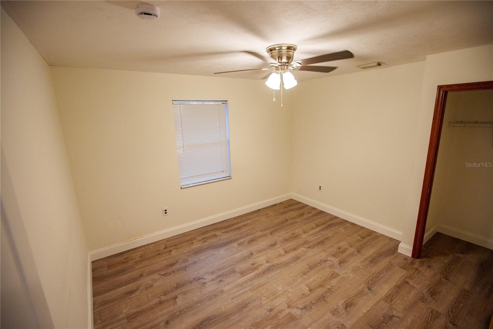 Room 4 - 25518 NW COUNTY ROAD 241, ALACHUA
