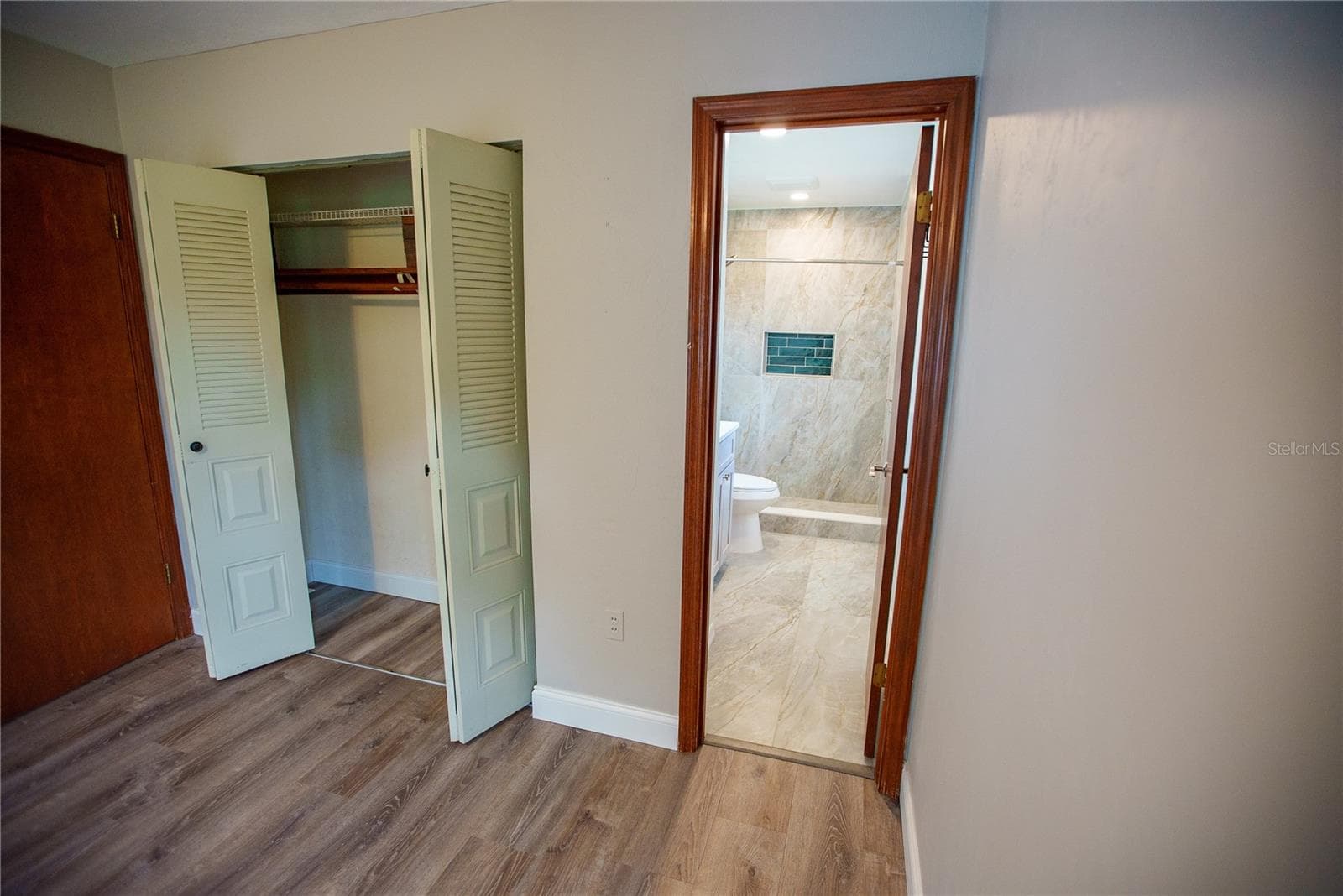 Room 5 - 25518 NW COUNTY ROAD 241, ALACHUA