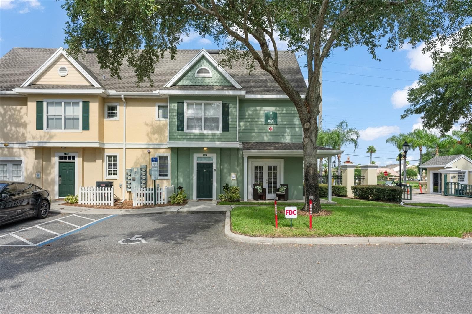 4000 VENETIAN BAY DR #107