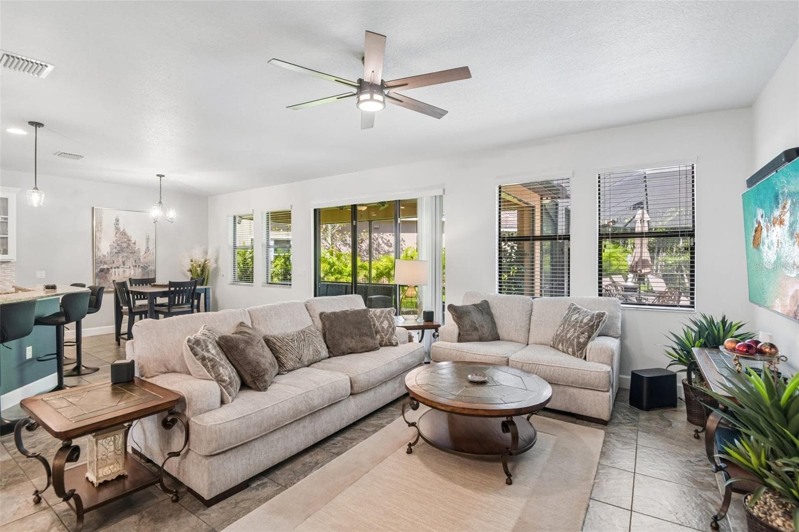 Single Family Residence at 4586 GRAND LAKESIDE DR, PALM HARBOR, photo 7 of 65