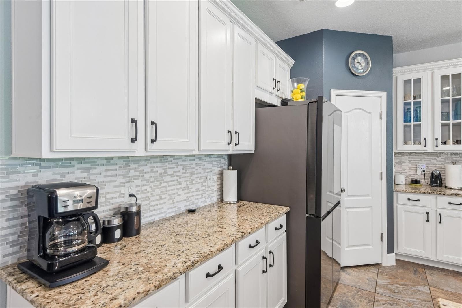 Single Family Residence at 4586 GRAND LAKESIDE DR, PALM HARBOR, photo 23 of 65