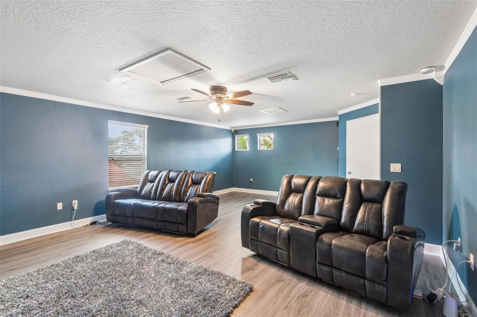 Single Family Residence at 4586 GRAND LAKESIDE DR, PALM HARBOR, photo 39 of 65