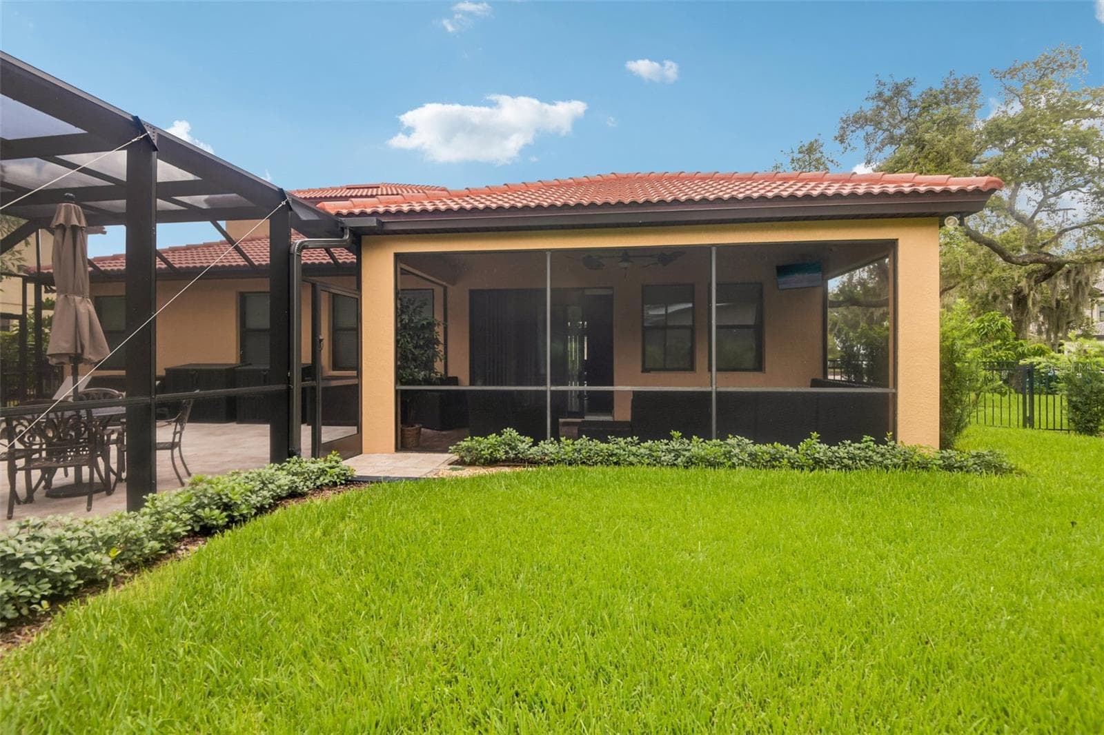 Single Family Residence at 4586 GRAND LAKESIDE DR, PALM HARBOR, photo 47 of 65