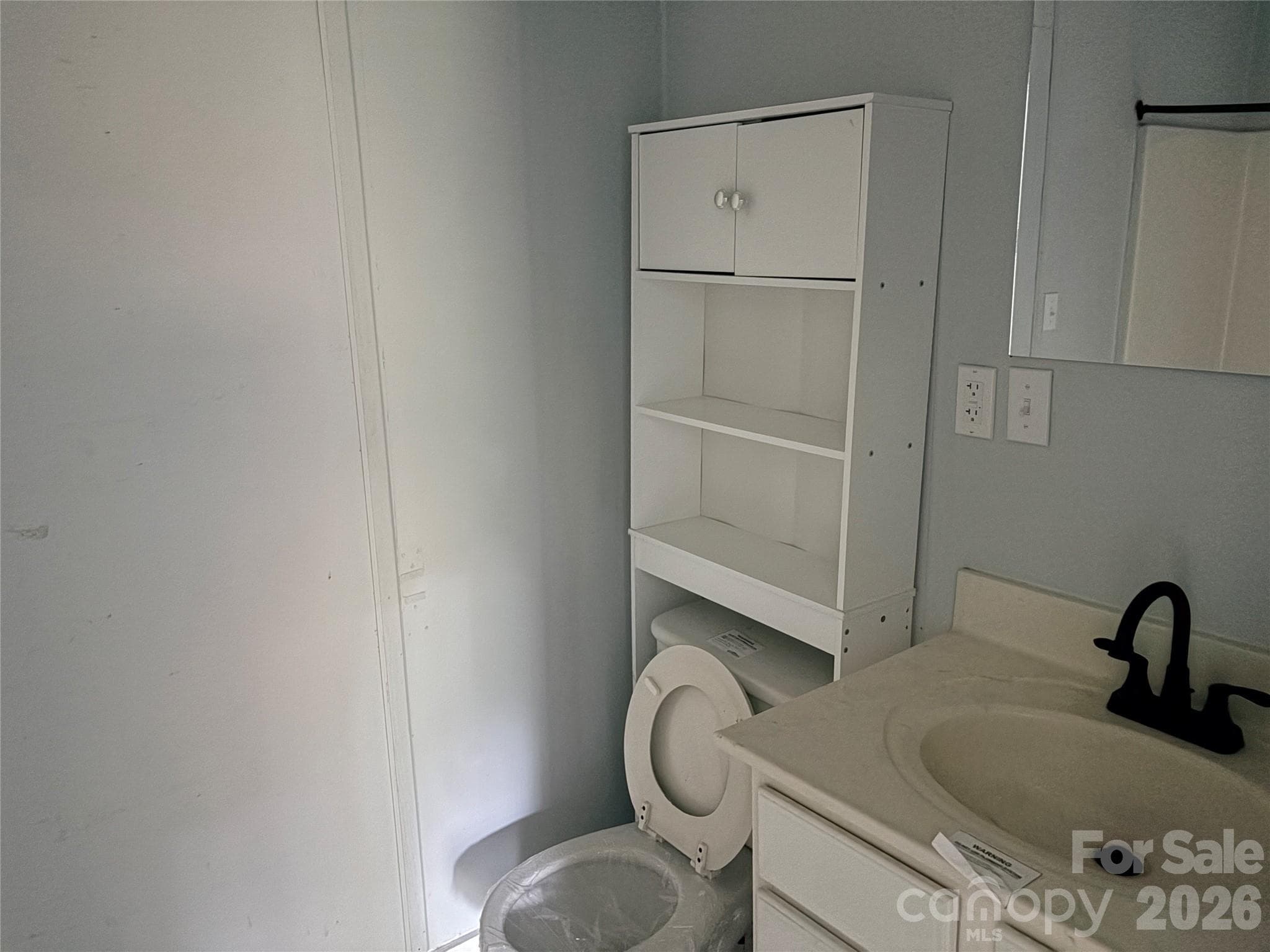 Bathroom 1 - 102 York Street, Clover