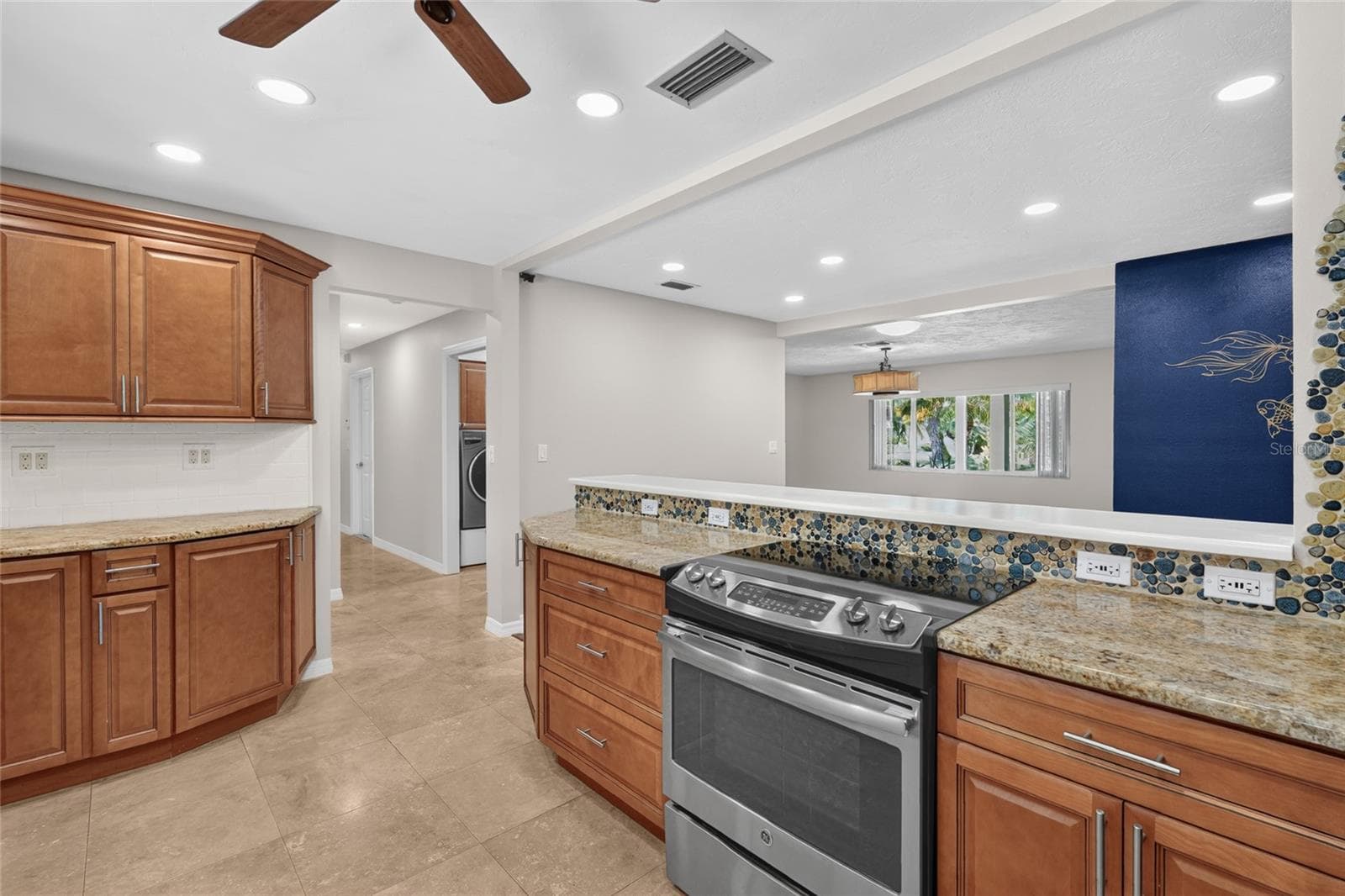 Single Family Residence at 3781 COUNTRYSIDE RD, SARASOTA, photo 14 of 78