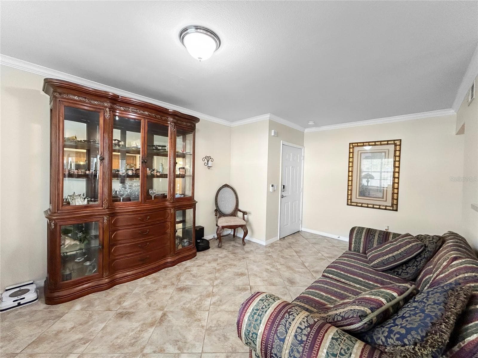 Living room - 1025 VILLAGIO CIR #101, SARASOTA